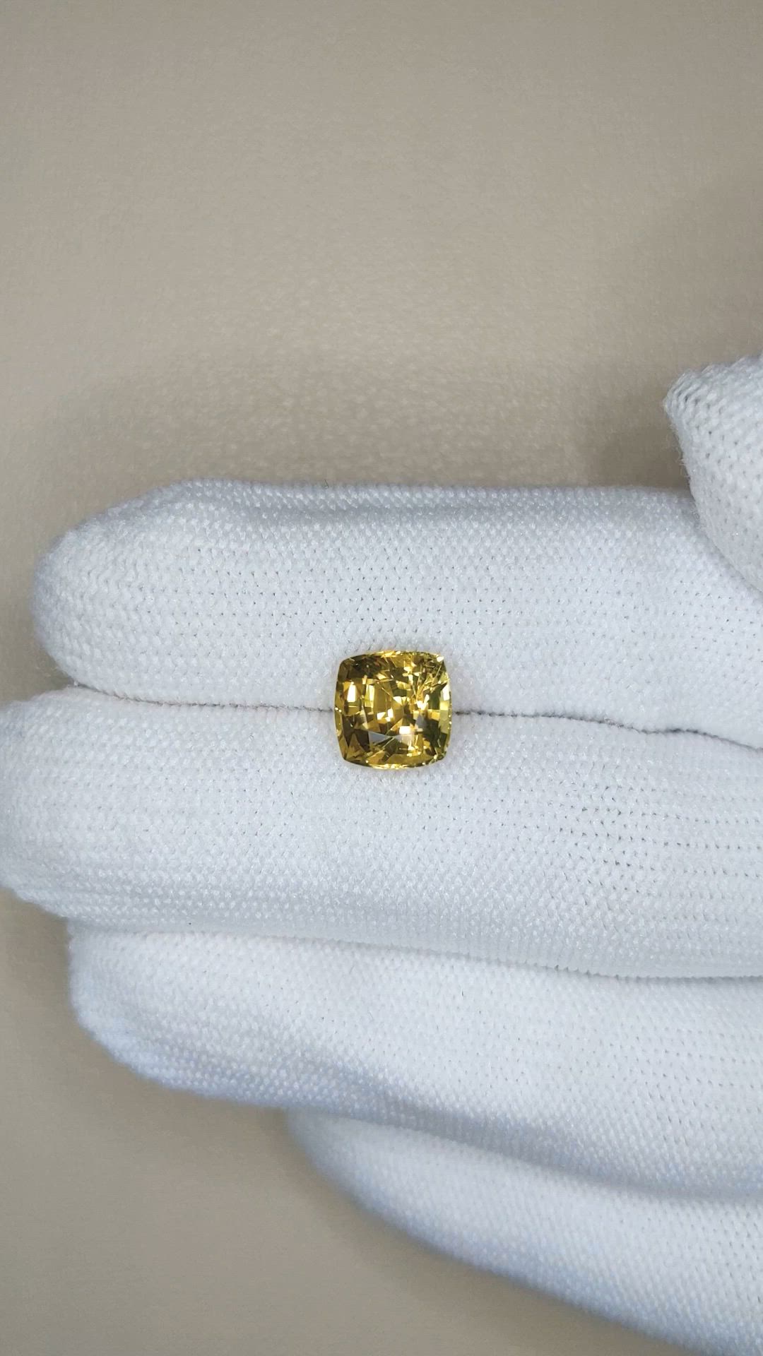 3.06 Ct. Brownish Yellow Chrysoberyl from Ceylon (Sri Lanka) Size Video