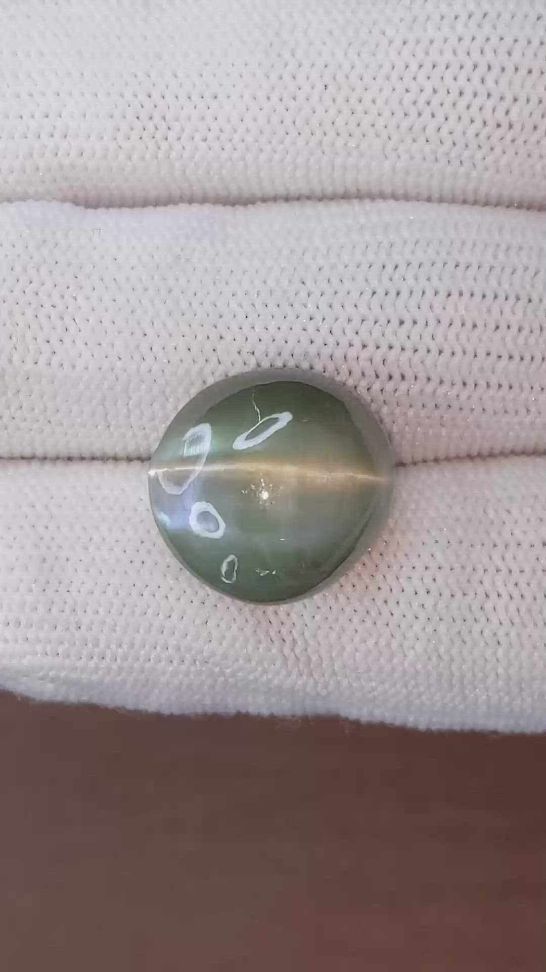 21.64 Ct. Green Chrysoberyl from Ceylon (Sri Lanka) Size Video
