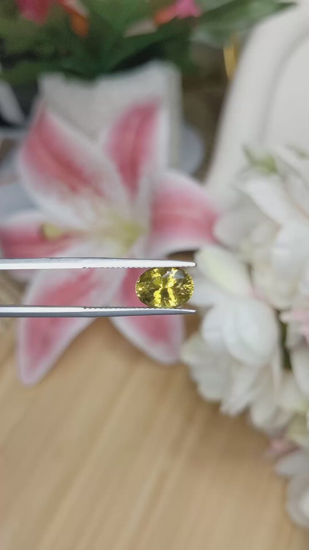 2.81 Ct. Brownish Yellow Chrysoberyl from Ceylon (Sri Lanka) Size Video