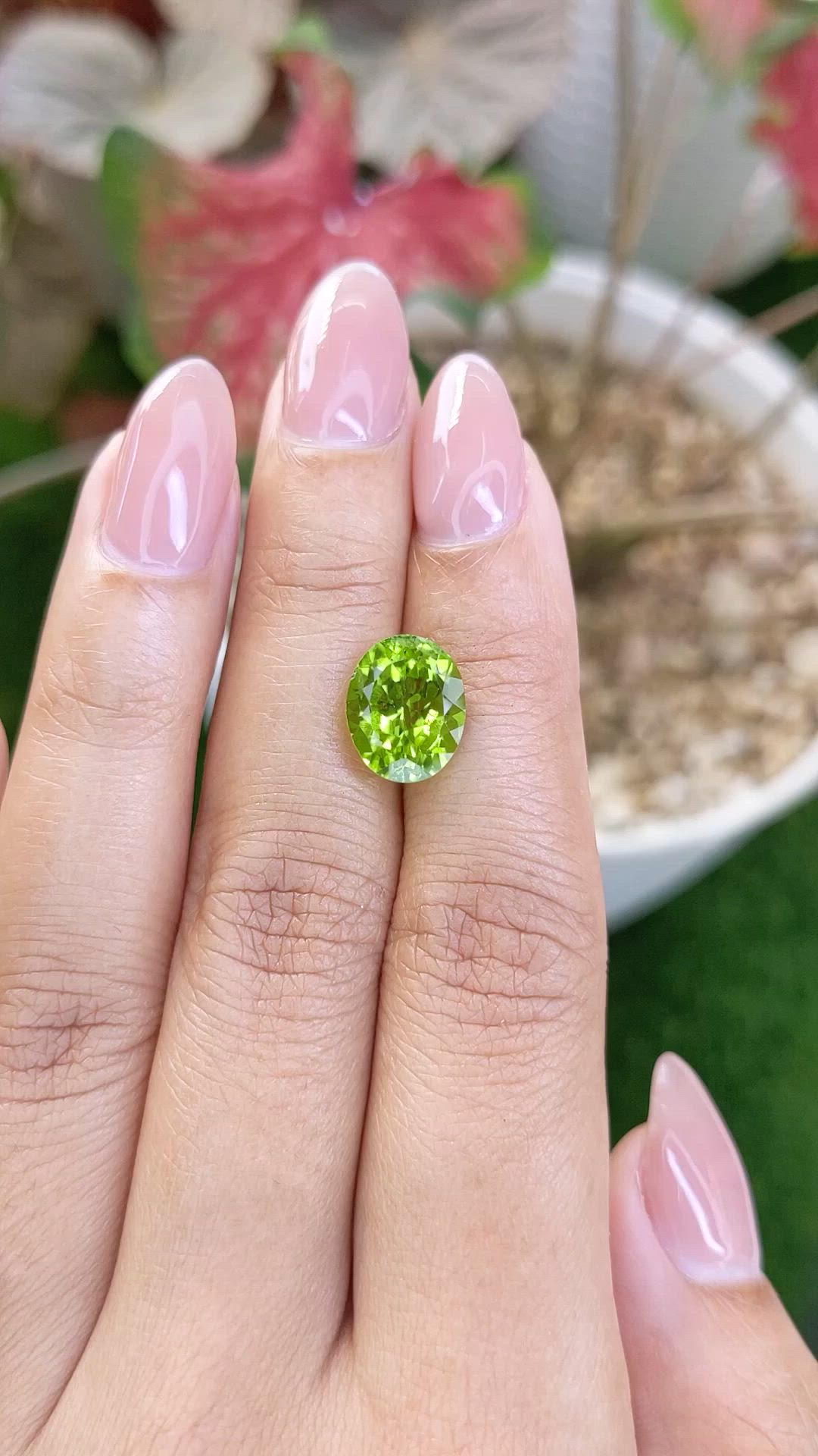 4.58 Ct. Yellowish Green Peridot from Pakistan Size Video