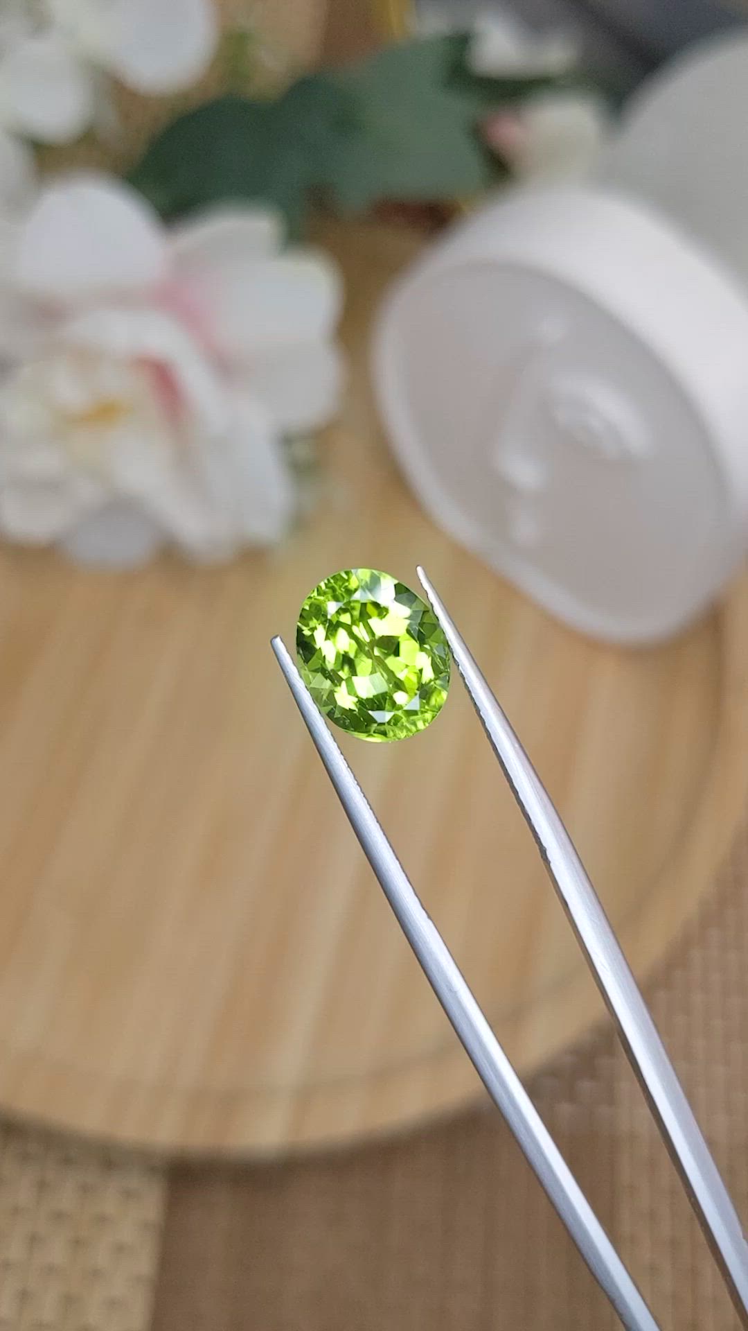 4.58 Ct. Yellowish Green Peridot from Pakistan Size Video