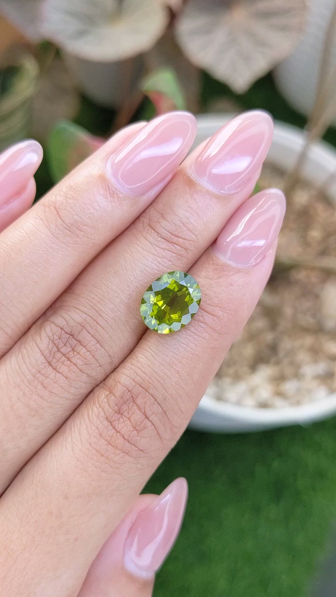 4.72 Ct. Yellowish Green Peridot from Pakistan Size Video