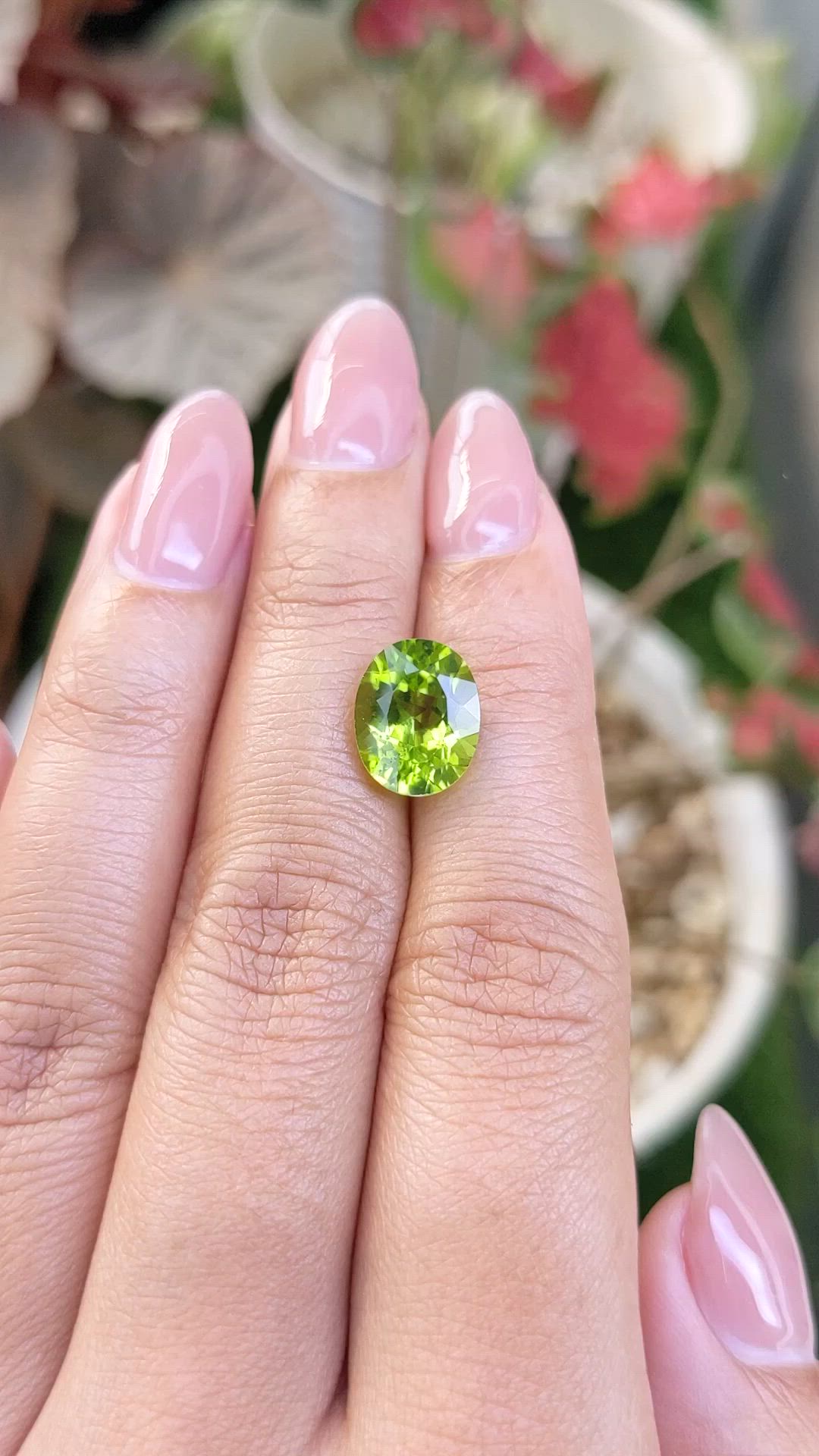 4.56 Ct. Yellowish Green Peridot from Pakistan Size Video