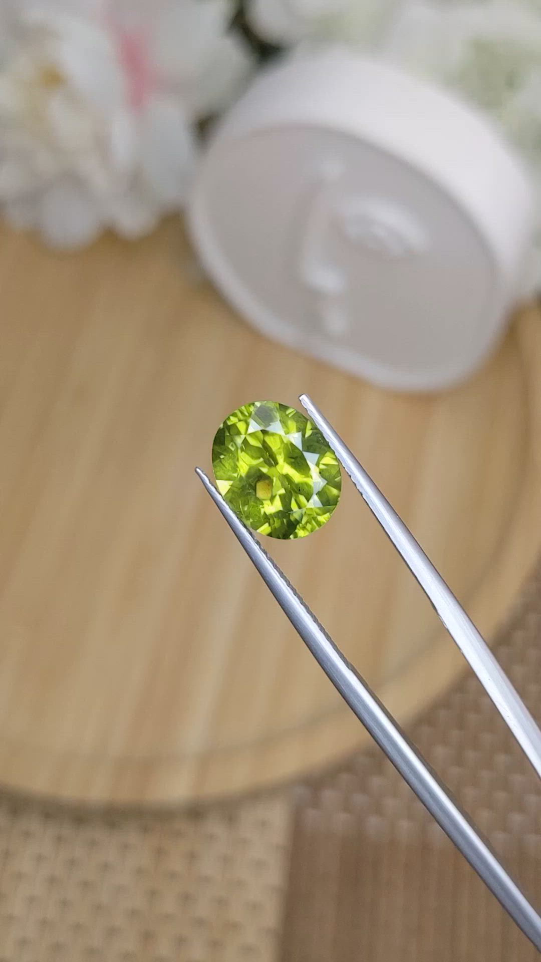 4.10 Ct. Yellowish Green Peridot from Pakistan Size Video