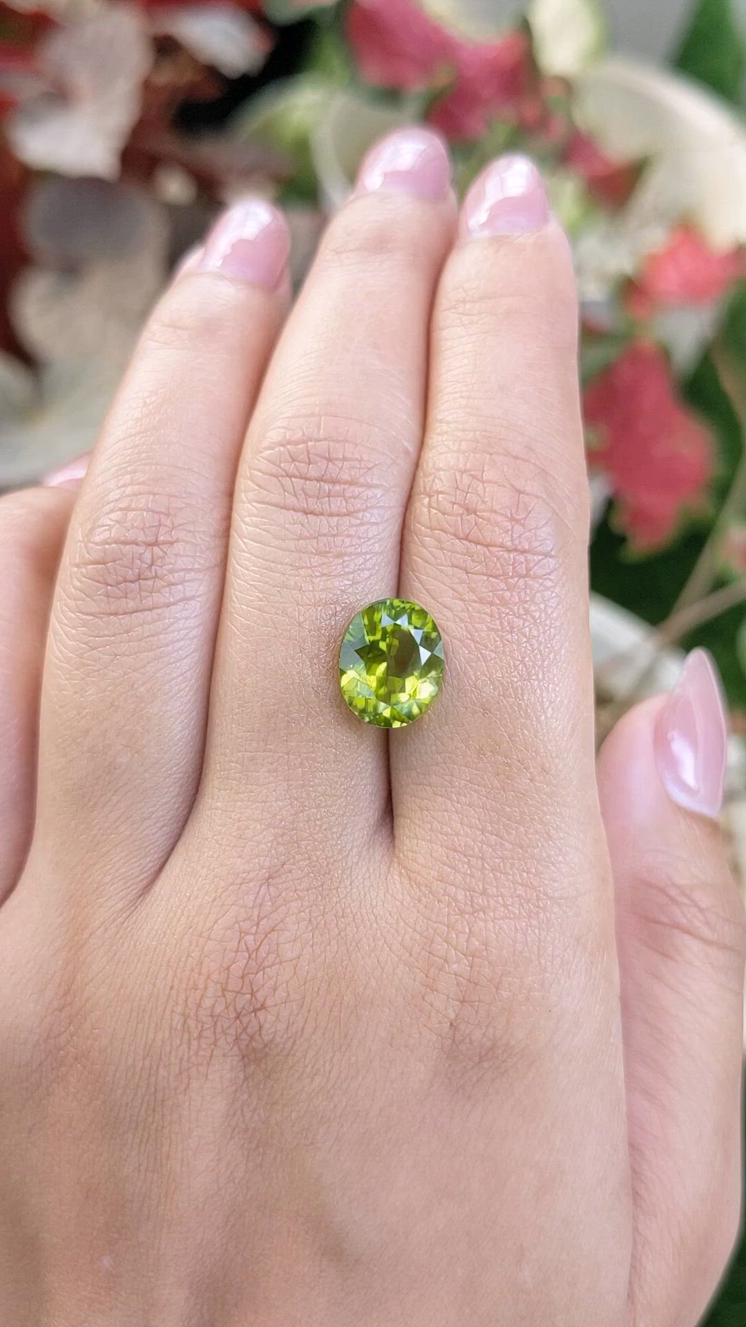 4.10 Ct. Yellowish Green Peridot from Pakistan Size Video