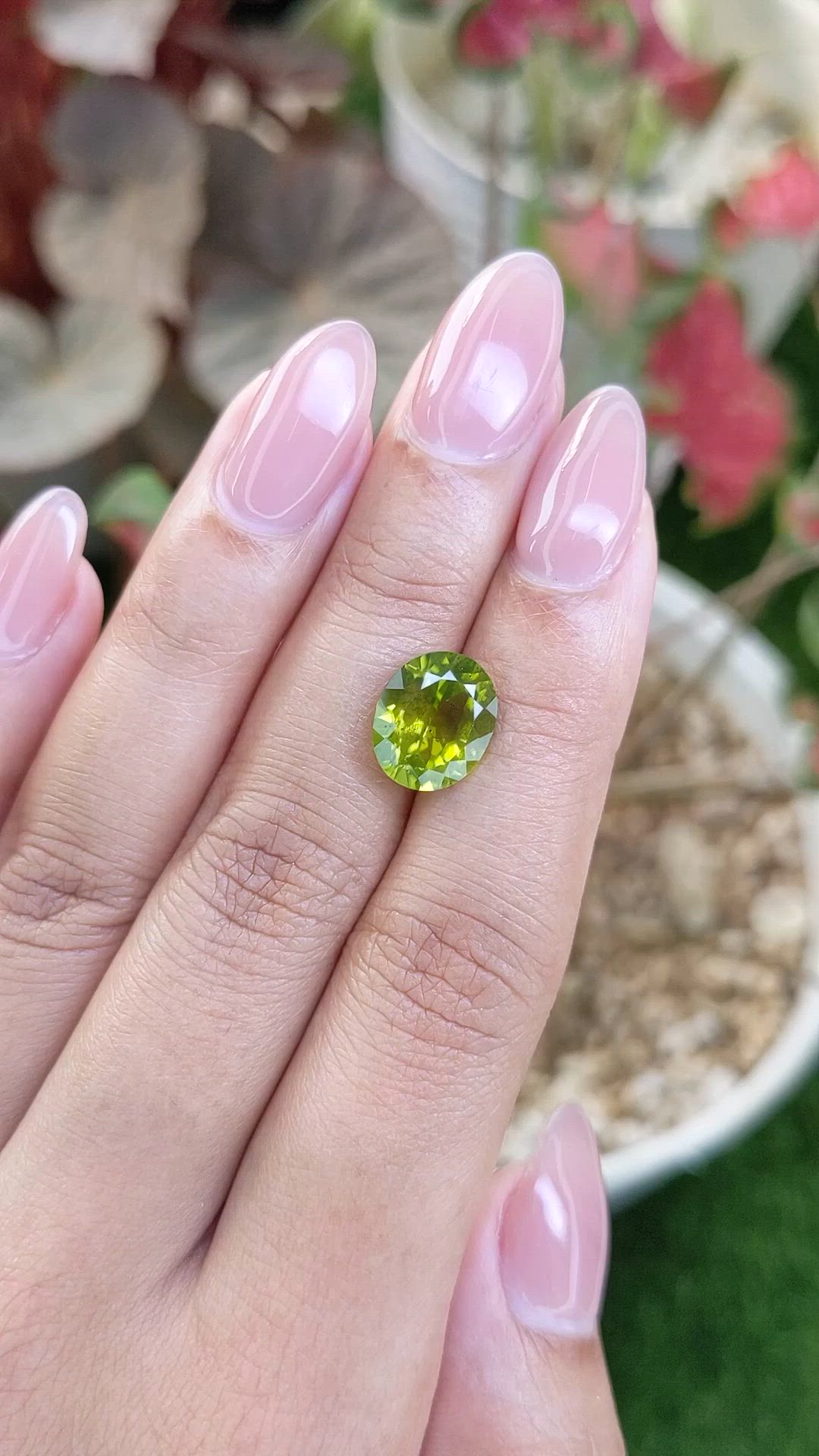 4.39 Ct. Yellowish Green Peridot from Pakistan Size Video