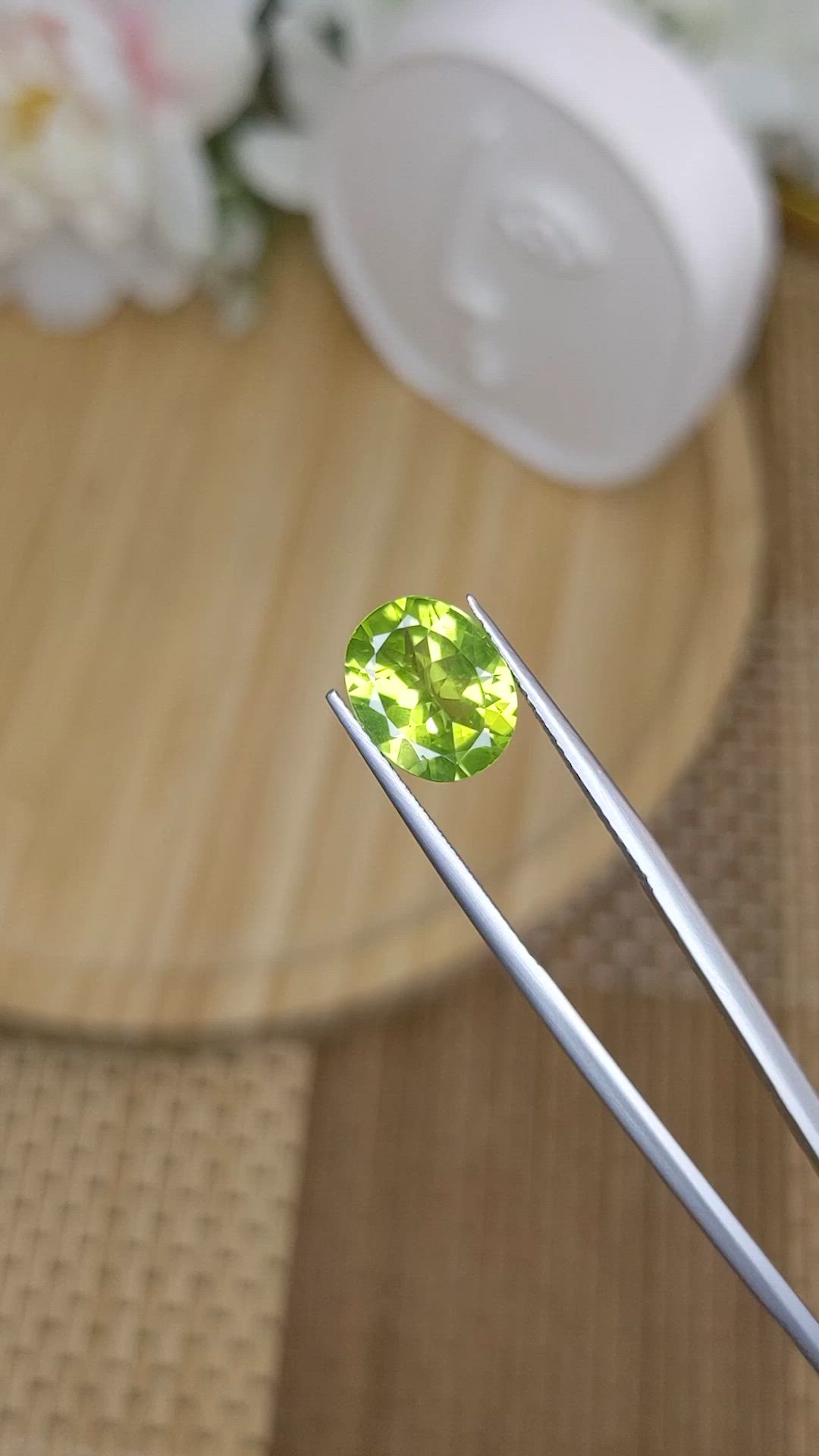 2.98 Ct. Yellowish Green Peridot from Pakistan Size Video