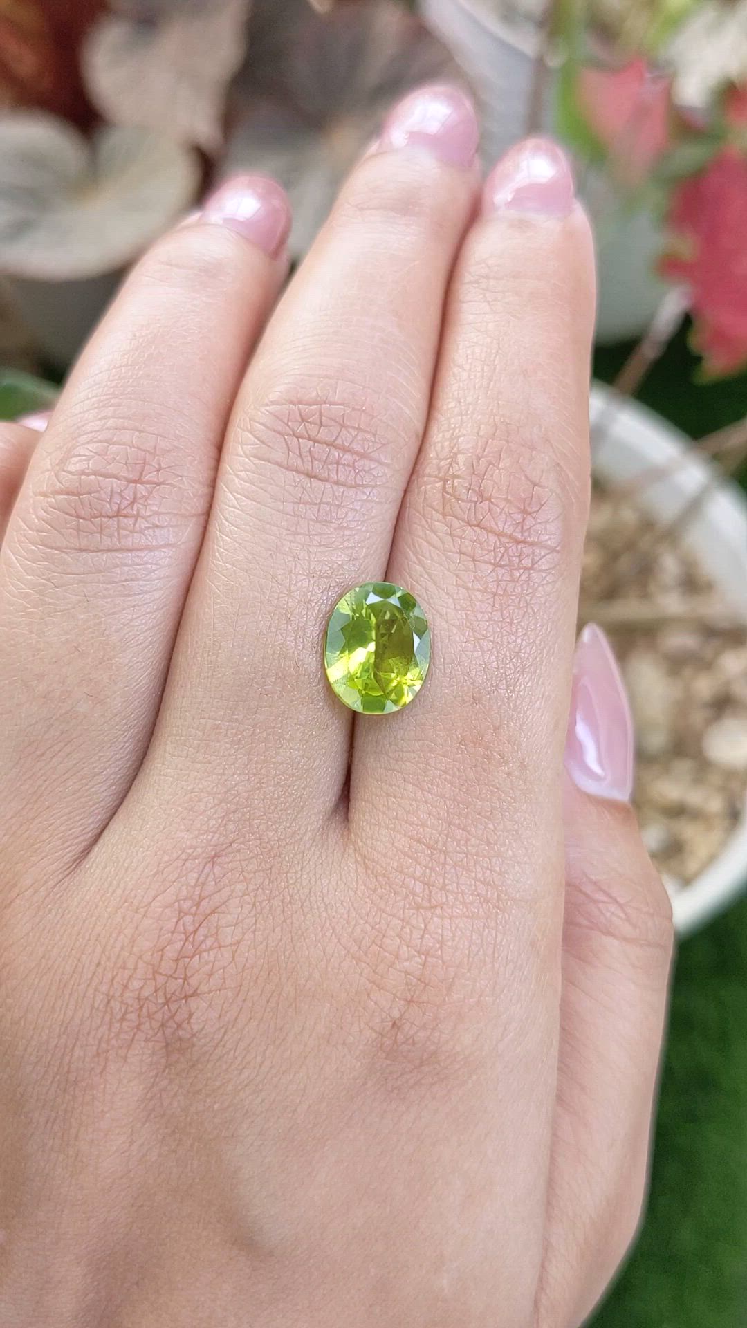 2.98 Ct. Yellowish Green Peridot from Pakistan Size Video