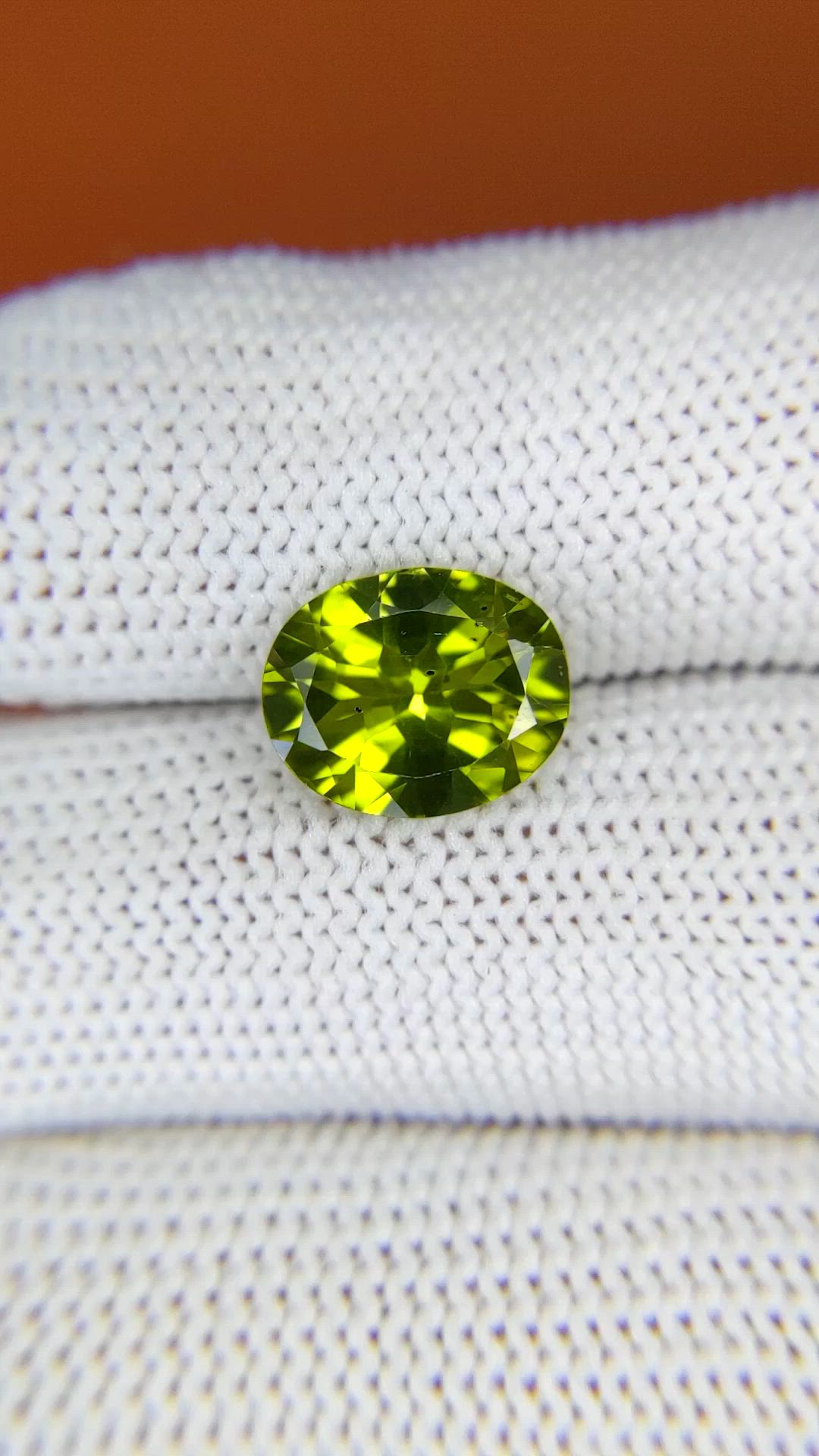 3.10 Ct. Yellowish Green Peridot from Pakistan Size Video