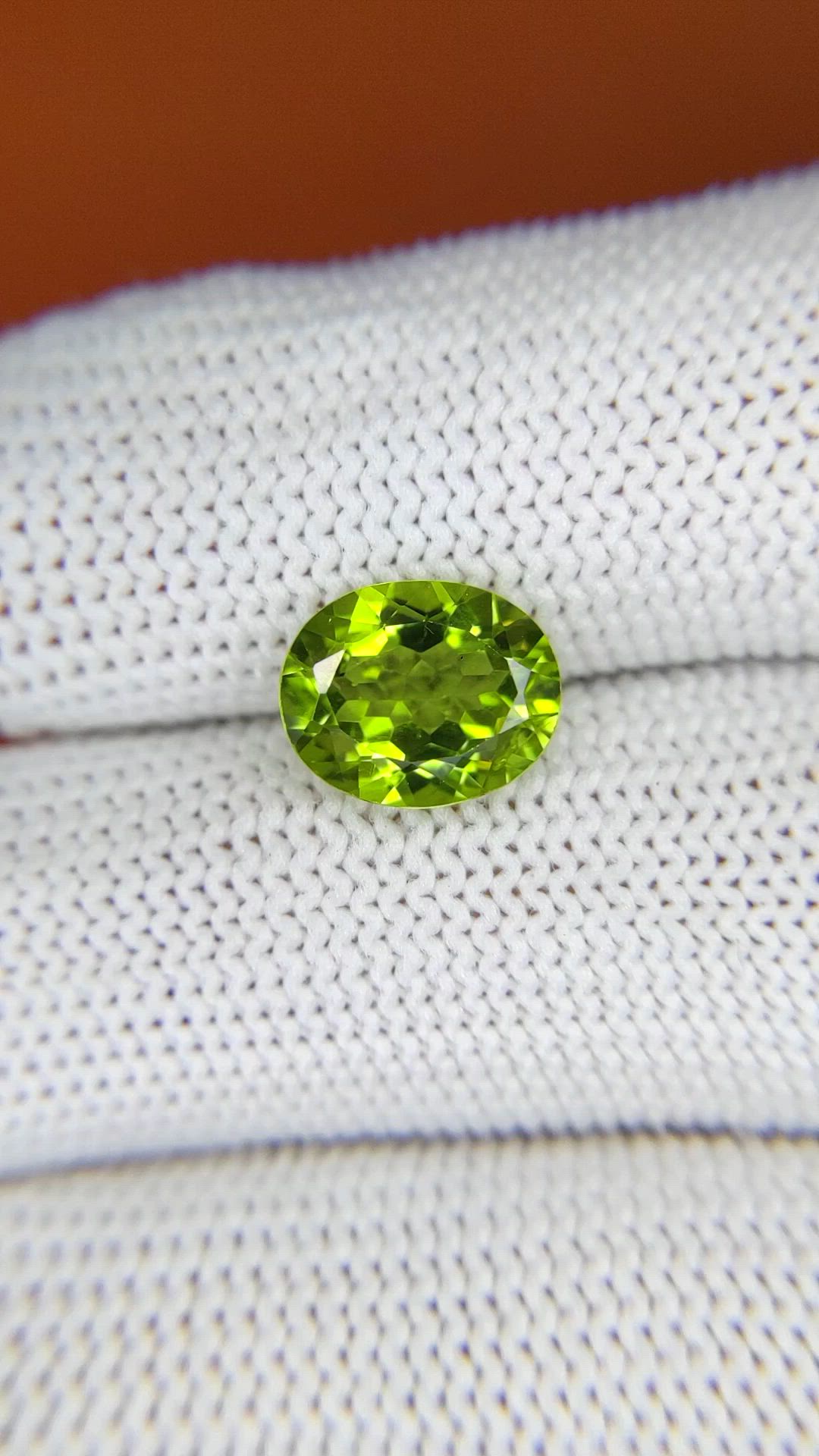 2.71 Ct. Yellowish Green Peridot from Pakistan Size Video