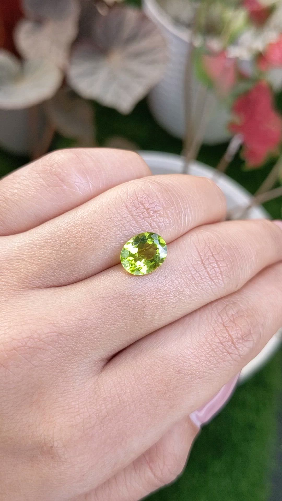 2.71 Ct. Yellowish Green Peridot from Pakistan Size Video