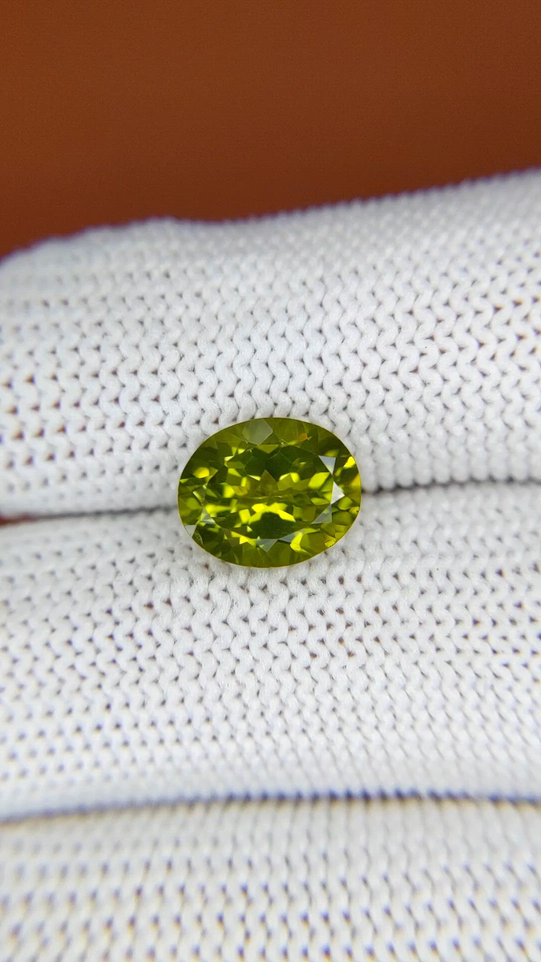 2.99 Ct. Yellowish Green Peridot from Pakistan Size Video