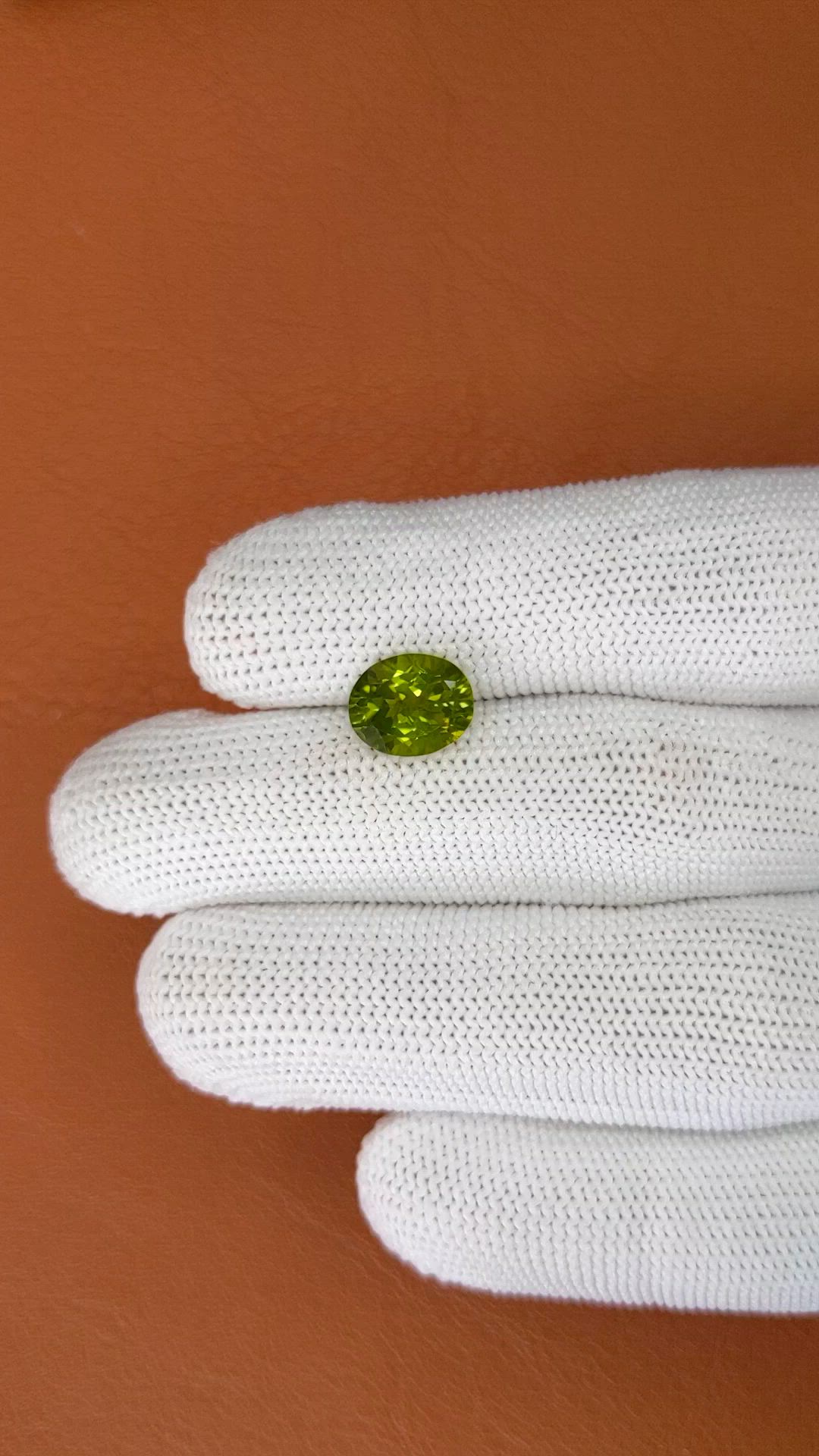 2.99 Ct. Yellowish Green Peridot from Pakistan Size Video