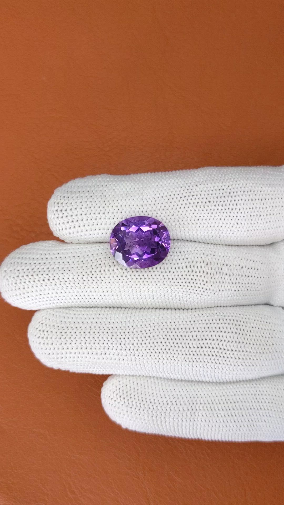 7.67 Ct. Purple Amethyst from Ceylon (Sri Lanka) Size Video