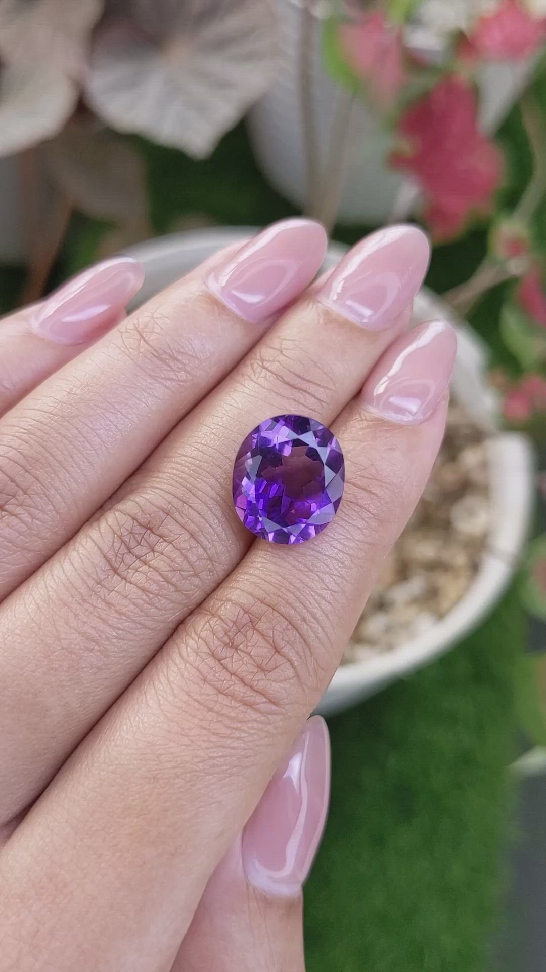 7.67 Ct. Purple Amethyst from Ceylon (Sri Lanka) Size Video