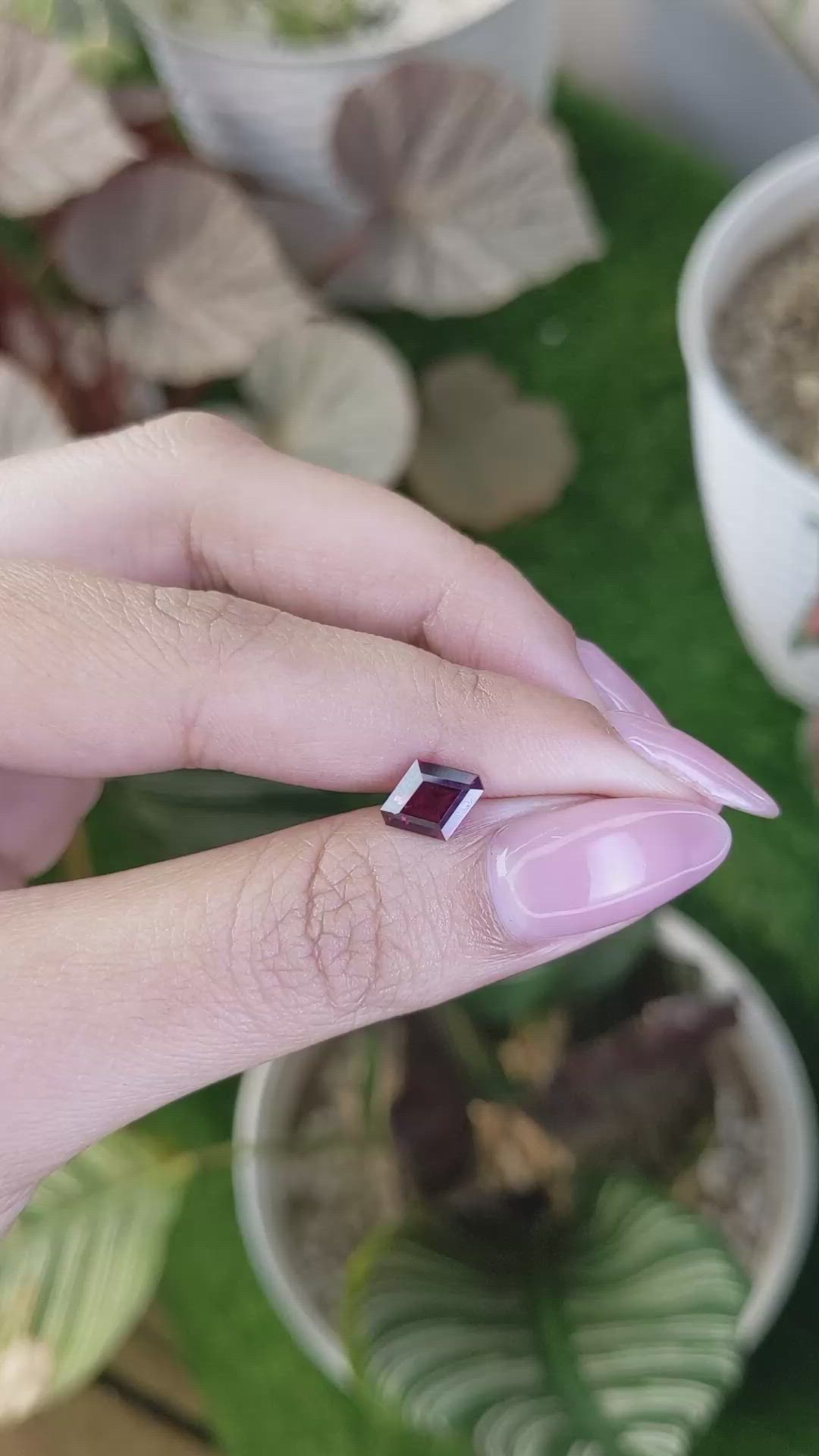 1.45 Ct. Red Rhodolite Garnet from Ceylon (Sri Lanka) Size Video