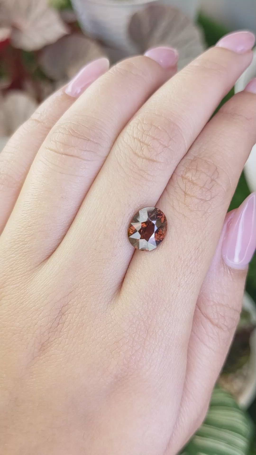 4.41 Ct. Brownish Orange Zircon from Ceylon (Sri Lanka) Size Video