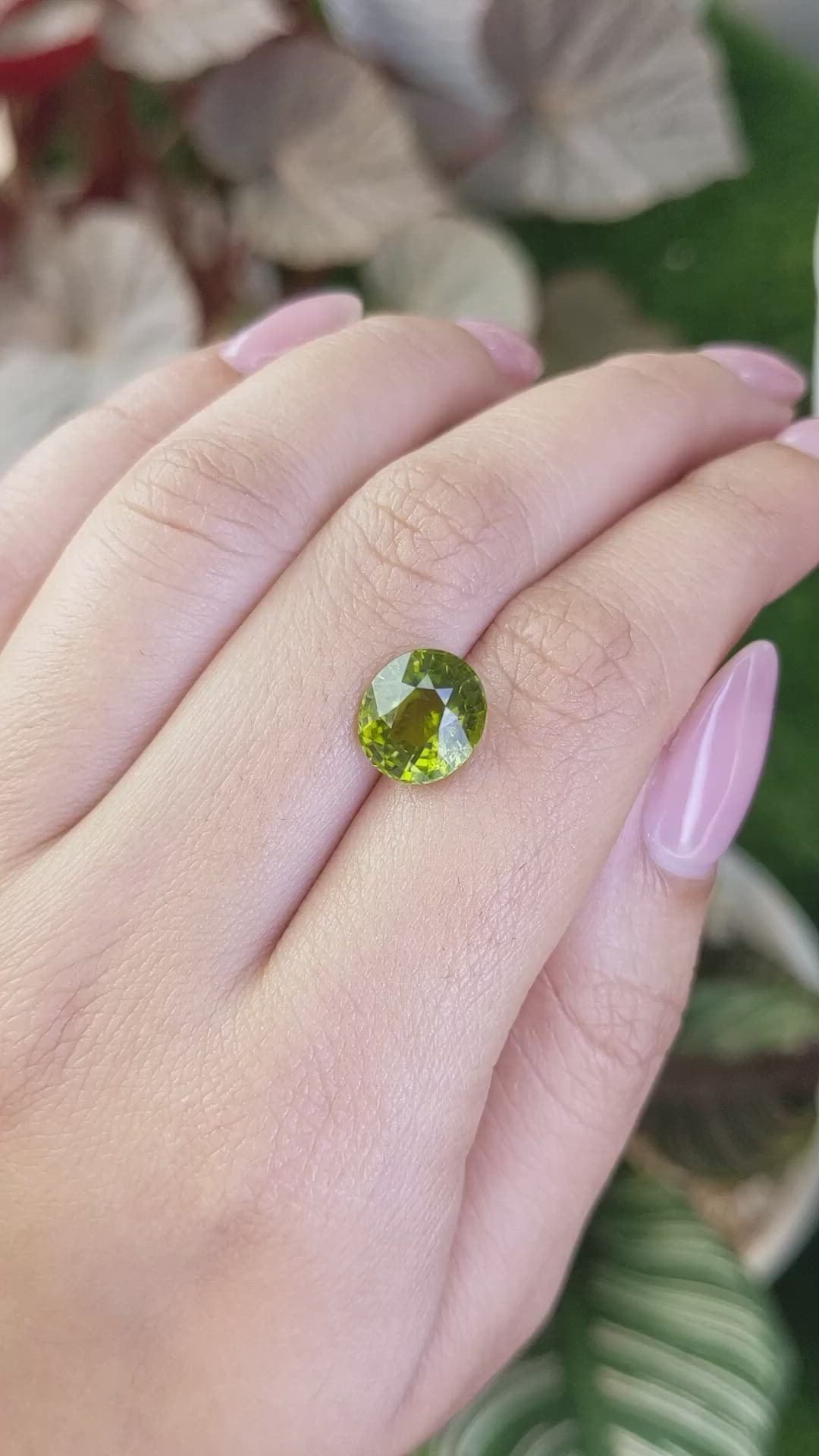 4.22 Ct. Yellowish Green Peridot from Pakistan Size Video