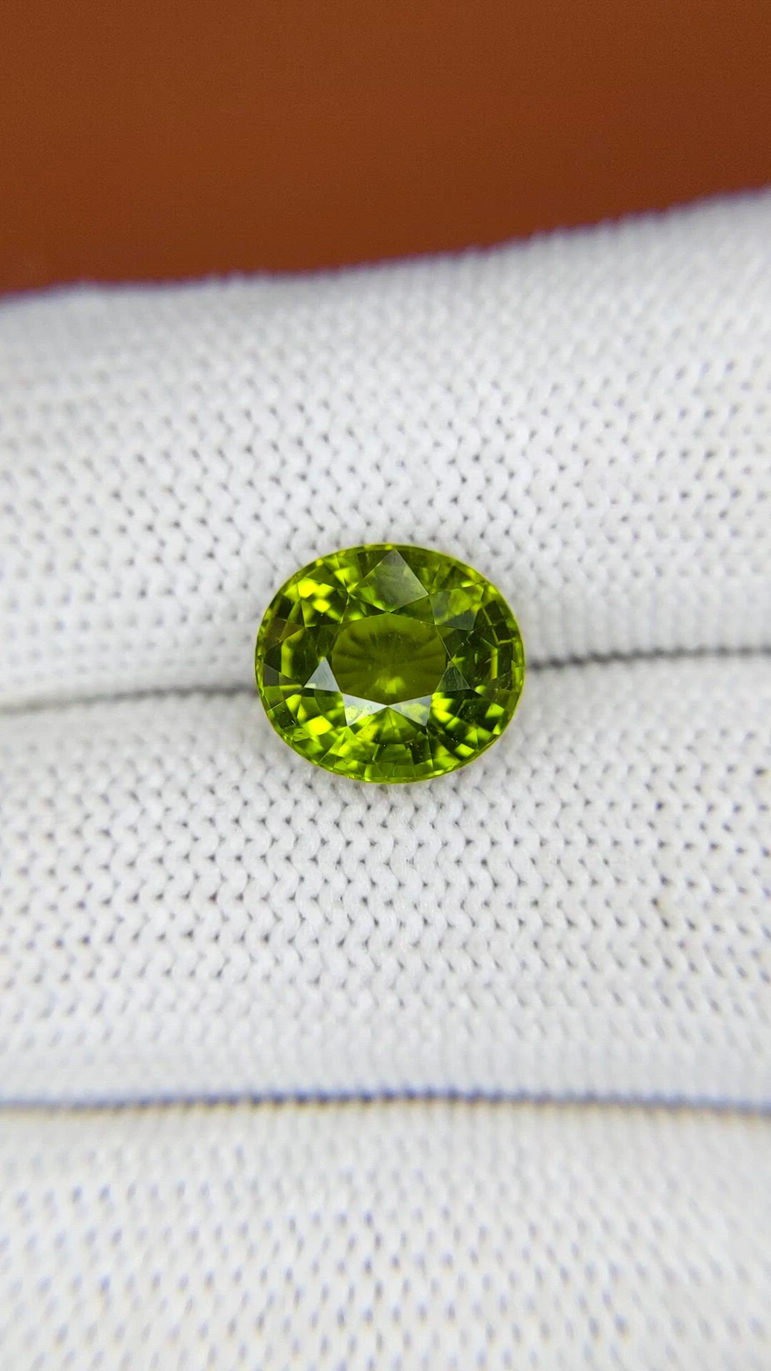 4.22 Ct. Yellowish Green Peridot from Pakistan Size Video