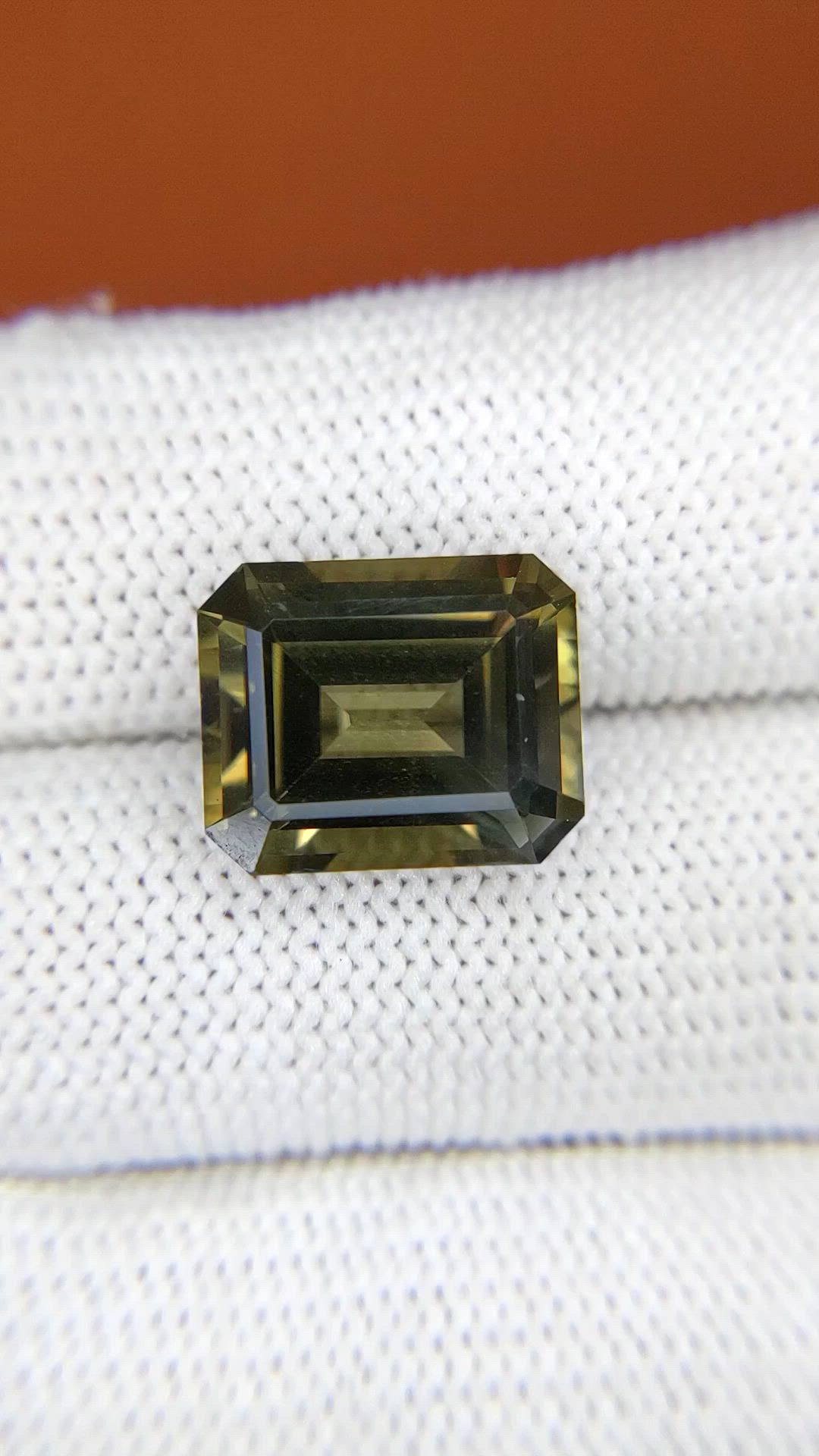 8.41 Ct. Yellowish Green Sinhalite from Ceylon (Sri Lanka) Size Video