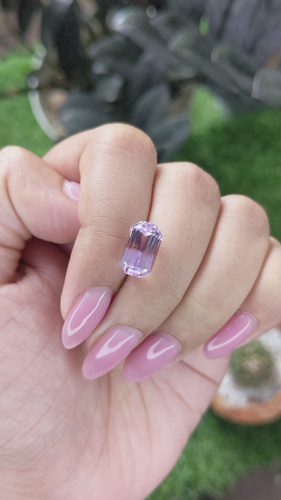 4.87 Ct. Pink Malaya Garnet Size Video