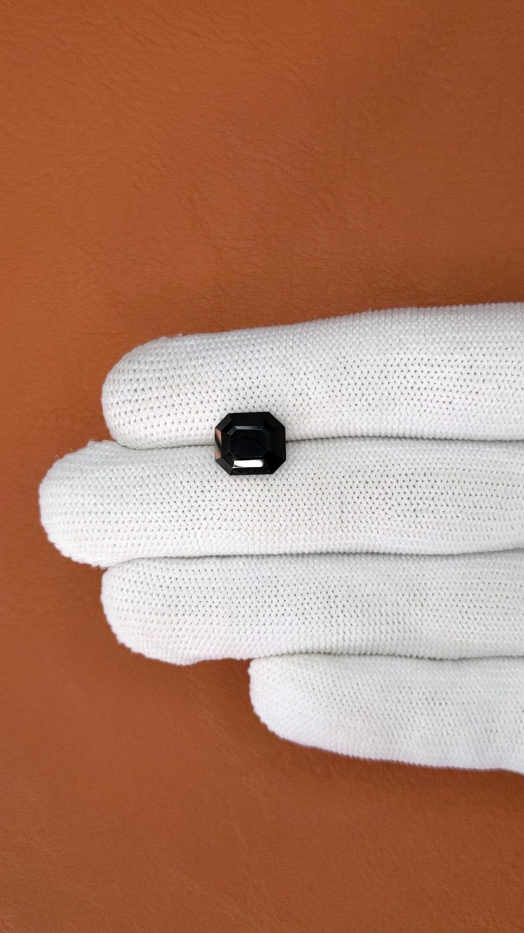 4.85 Ct. Purple Spinel from Ceylon (Sri Lanka) Size Video