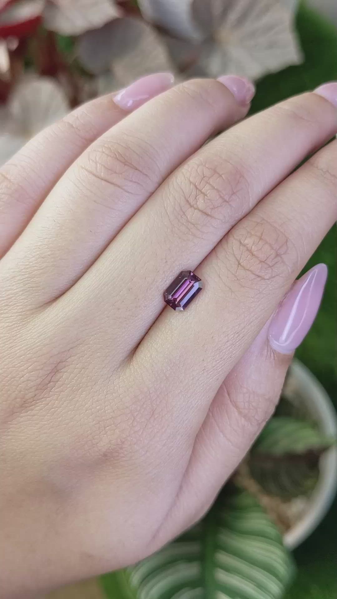 1.16 Ct. Purplish Pink Spinel from Ceylon (Sri Lanka) Size Video