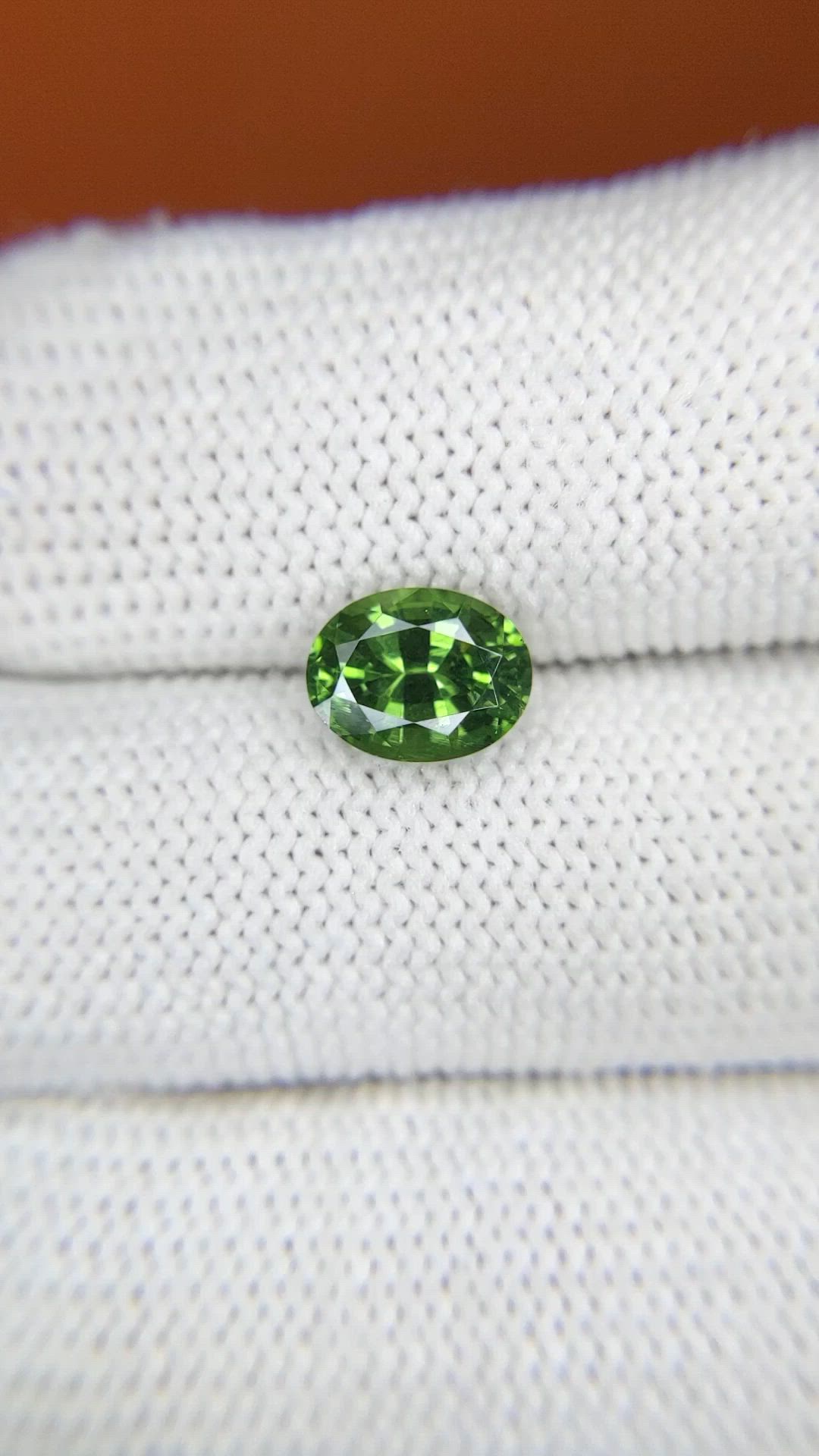 2.24 Ct. Green Zircon from Ceylon (Sri Lanka) Size Video