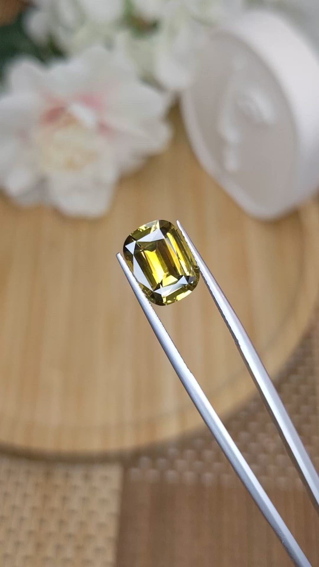 4.91 Ct. Greenish Yellow Chrysoberyl from Ceylon (Sri Lanka) Size Video