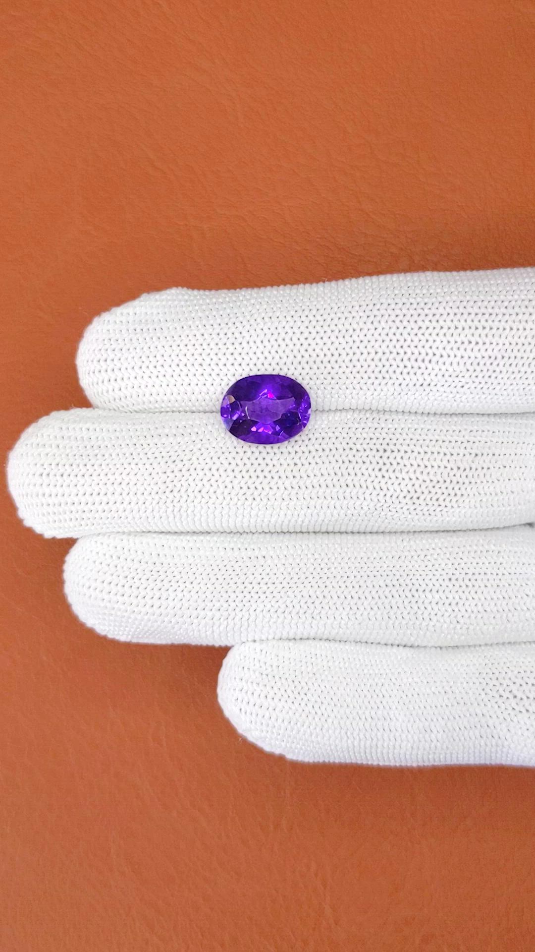 4.04 Ct. Purple Amethyst from Ceylon (Sri Lanka) Size Video
