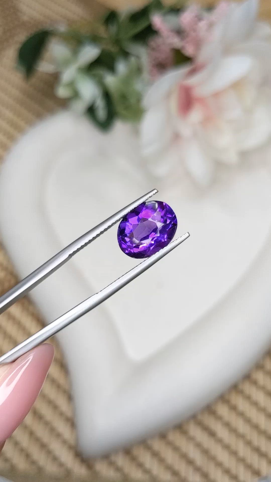 4.04 Ct. Purple Amethyst from Ceylon (Sri Lanka) Size Video