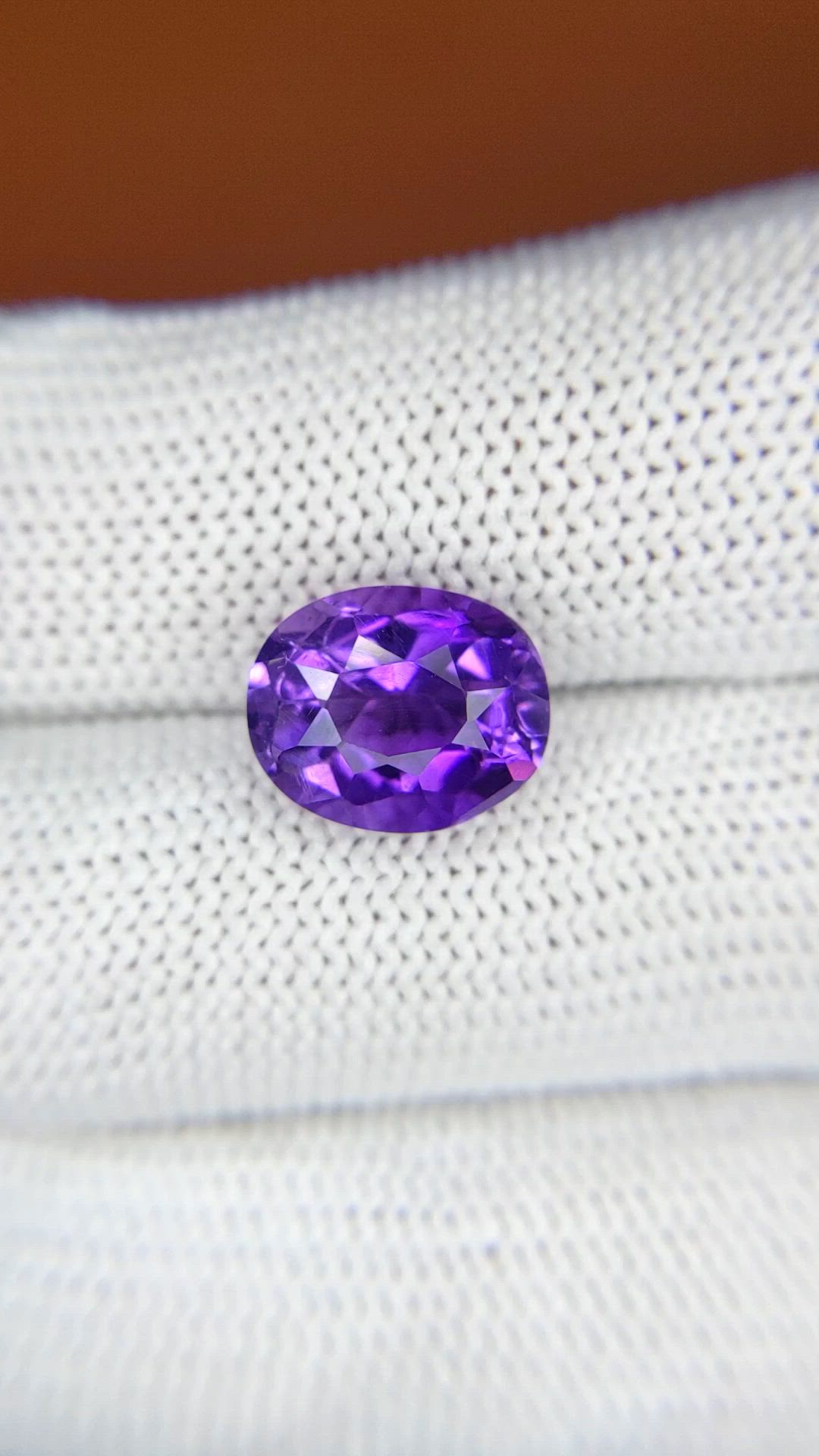 3.65 Ct. Purple Amethyst from Ceylon (Sri Lanka) Size Video