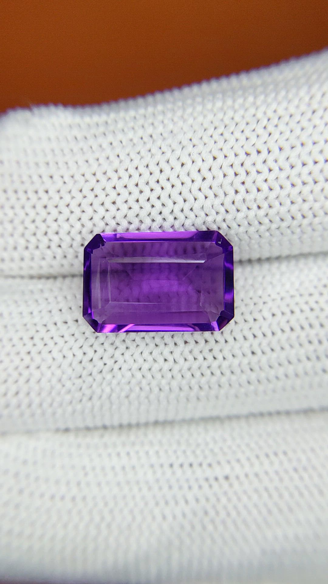 4.94 Ct. Purple Amethyst from Ceylon (Sri Lanka) Size Video
