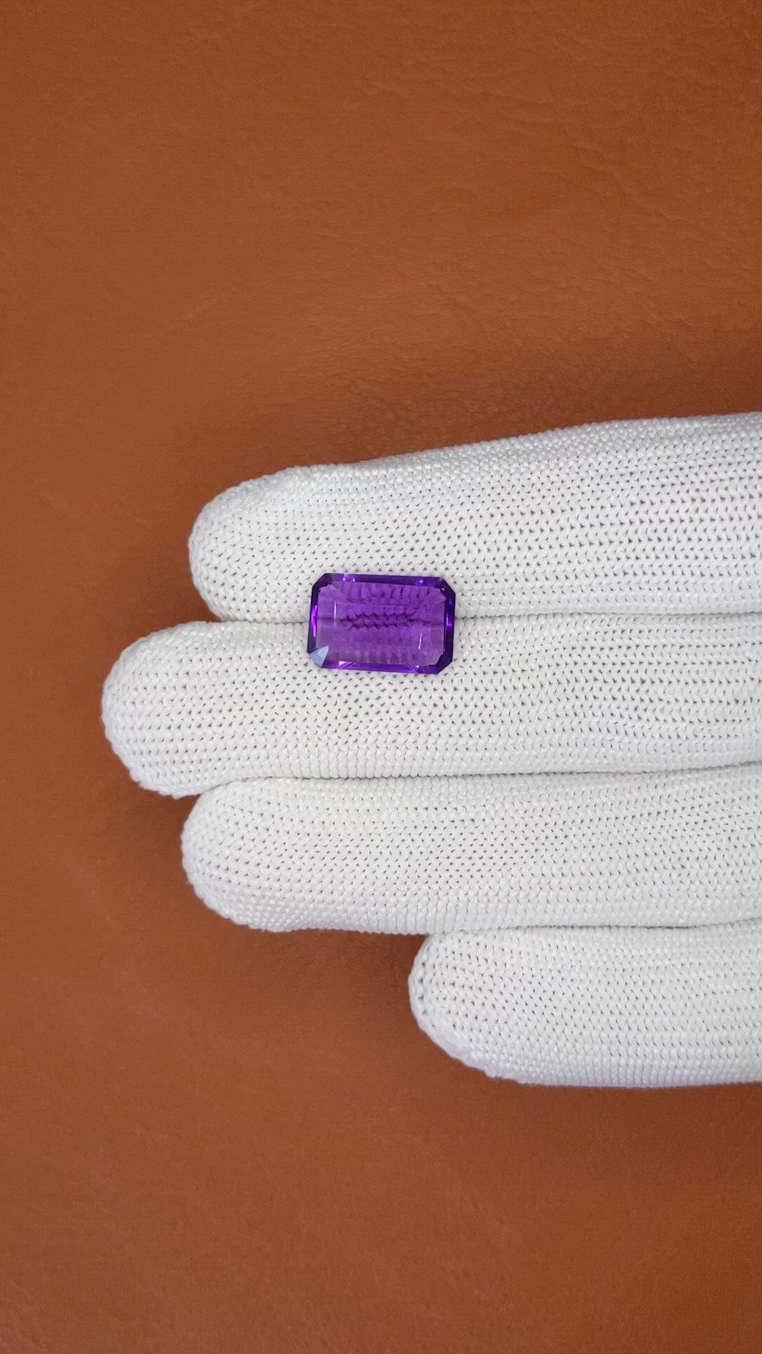 4.94 Ct. Purple Amethyst from Ceylon (Sri Lanka) Size Video