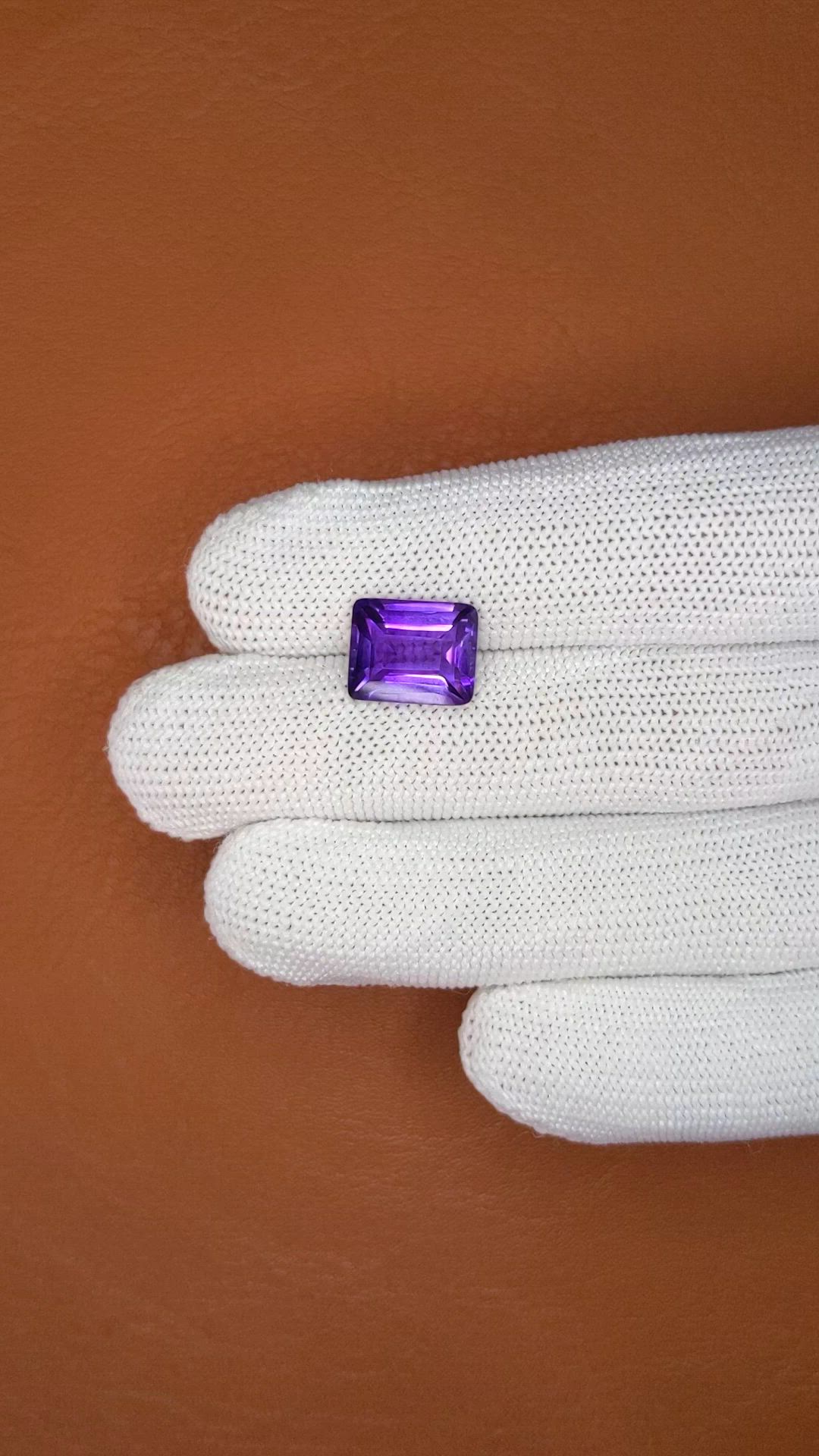 4.85 Ct. Purple Amethyst from Ceylon (Sri Lanka) Size Video