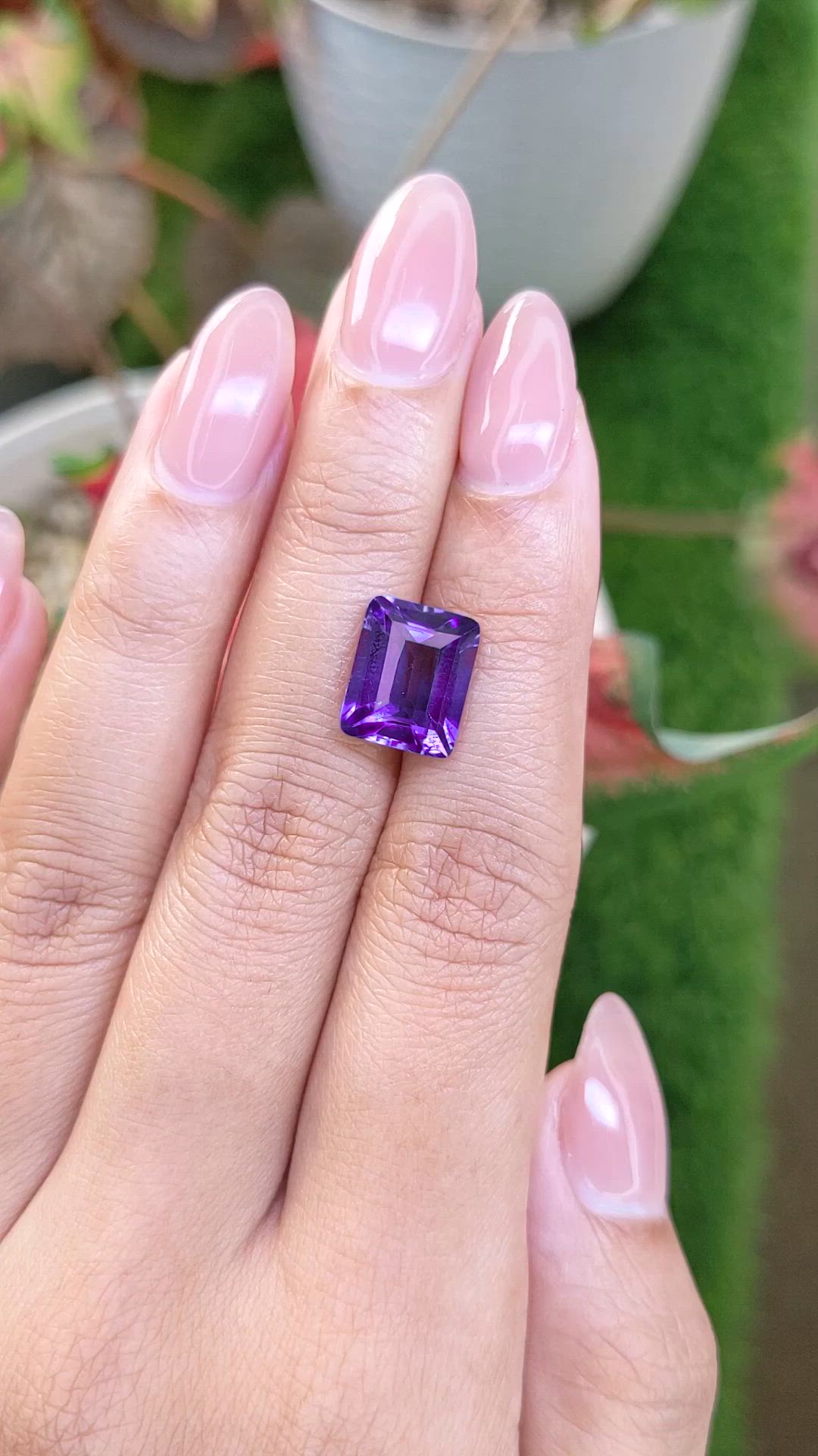 4.85 Ct. Purple Amethyst from Ceylon (Sri Lanka) Size Video