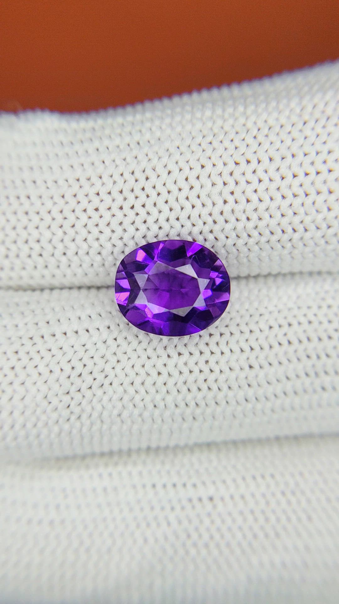 2.83 Ct. Purple Amethyst from Ceylon (Sri Lanka) Size Video