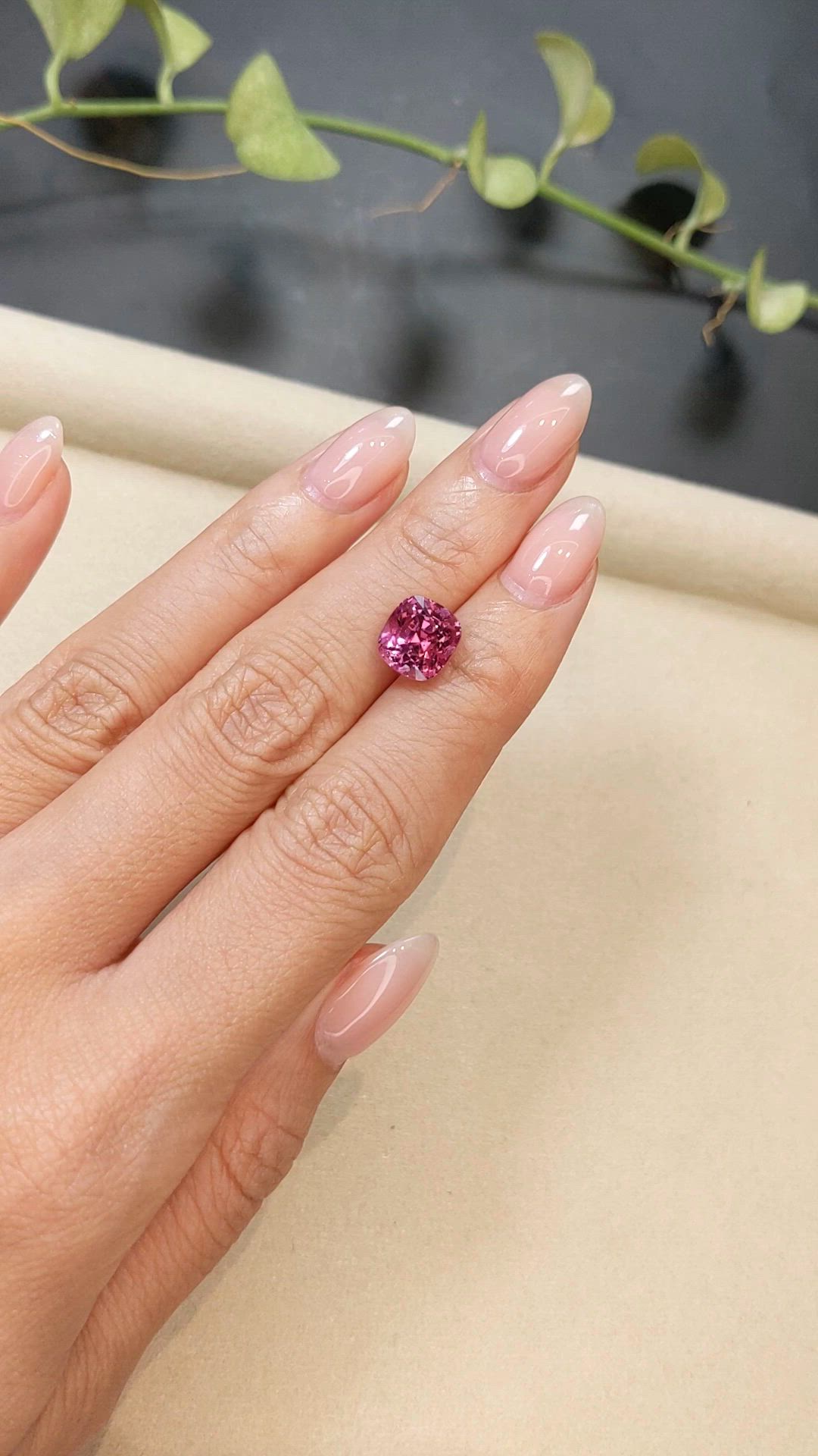 4.54 Ct. Purplish Pink Spinel from Ceylon (Sri Lanka) Size Video