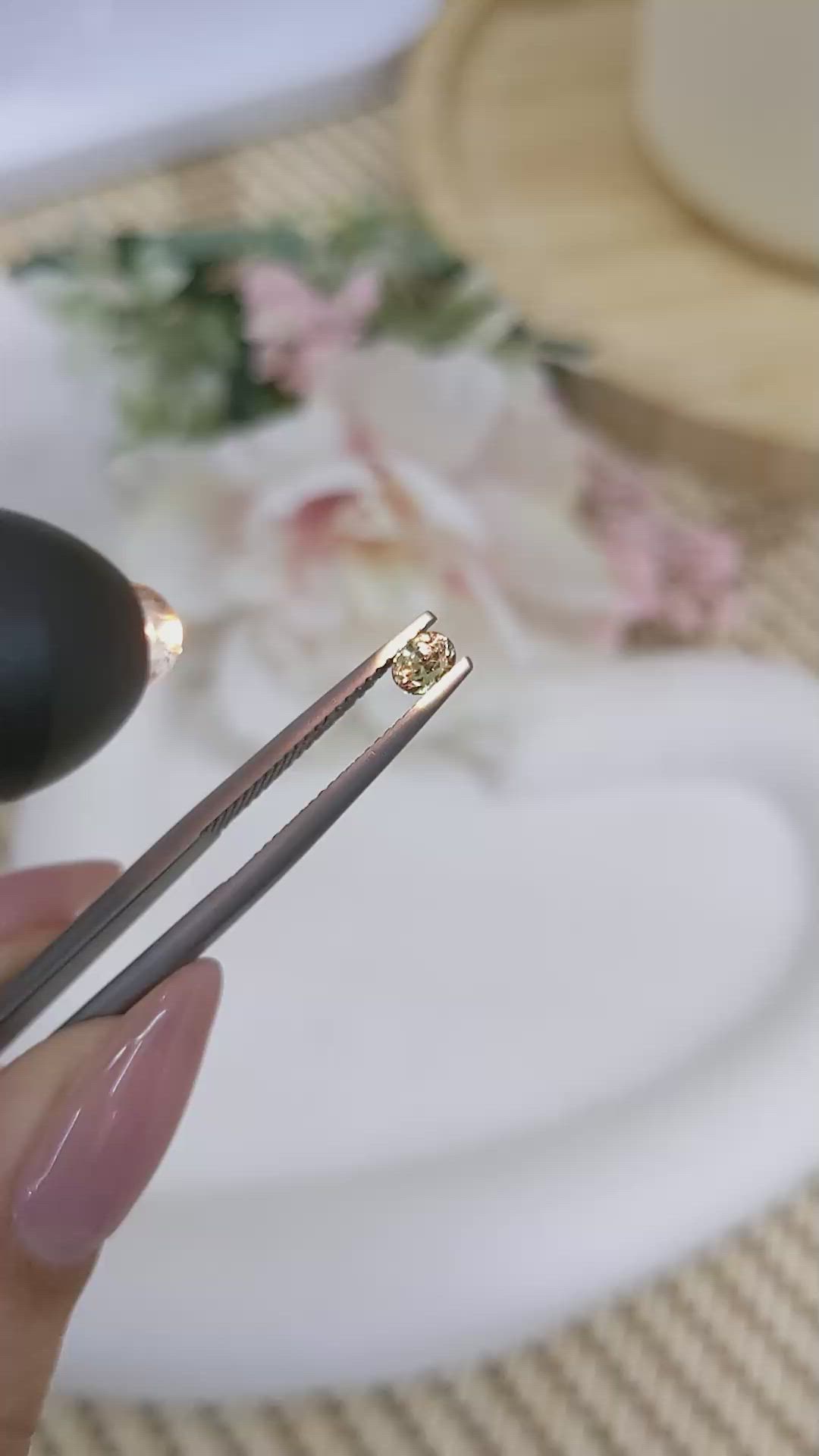 0.34 Ct. Alexandrite from Ceylon (Sri Lanka) Size Video
