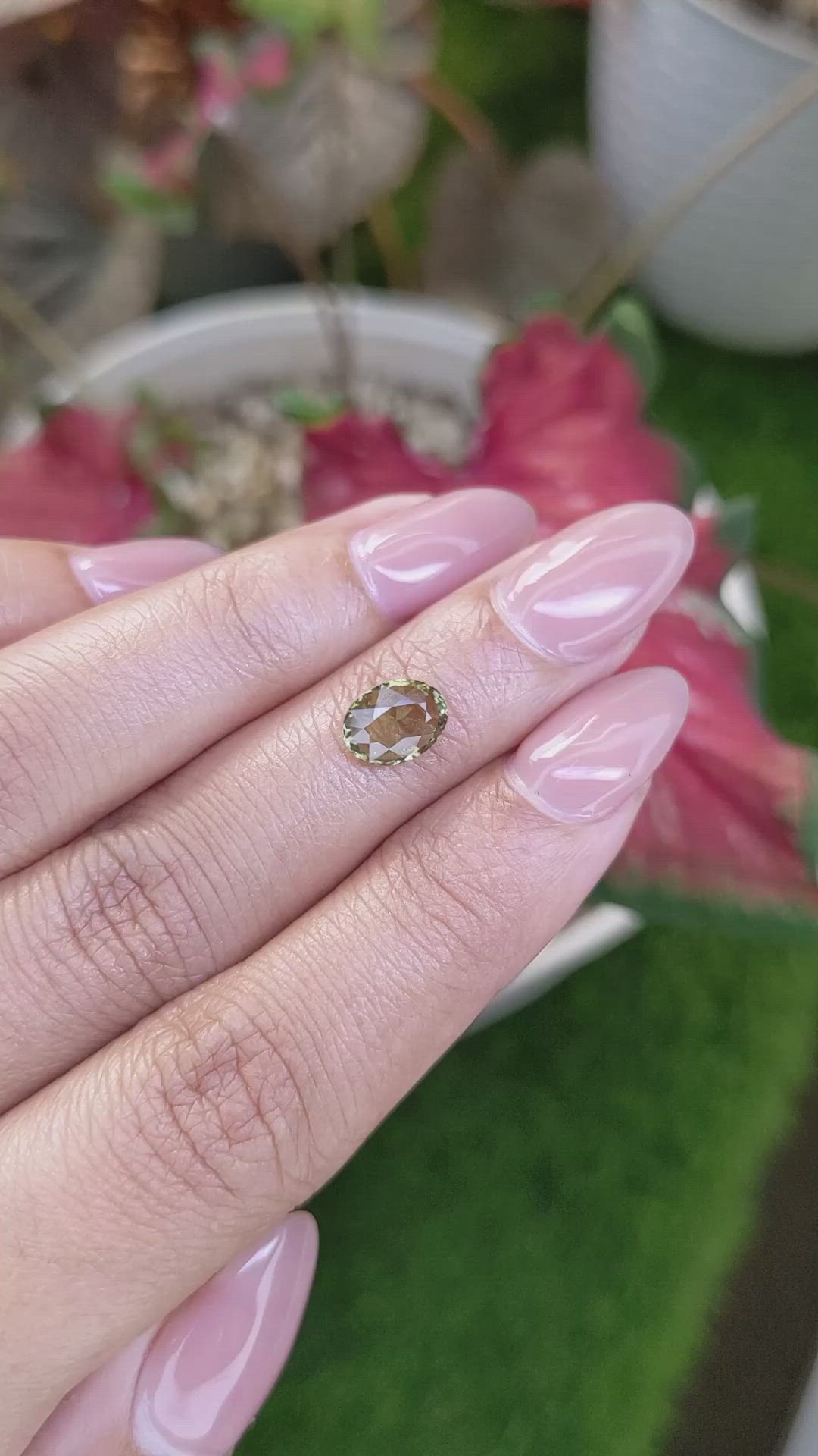 1.41 Ct. Alexandrite from Ceylon (Sri Lanka) Size Video