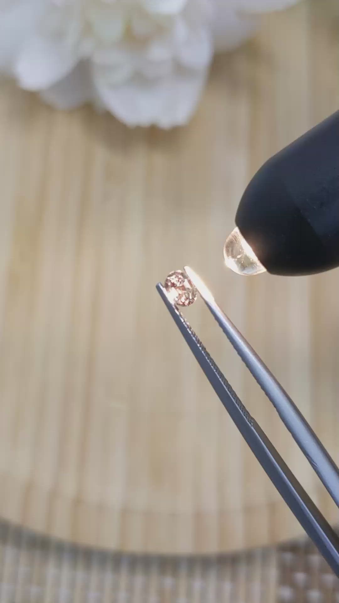 0.37 Ct. Alexandrite from Ceylon (Sri Lanka) Size Video