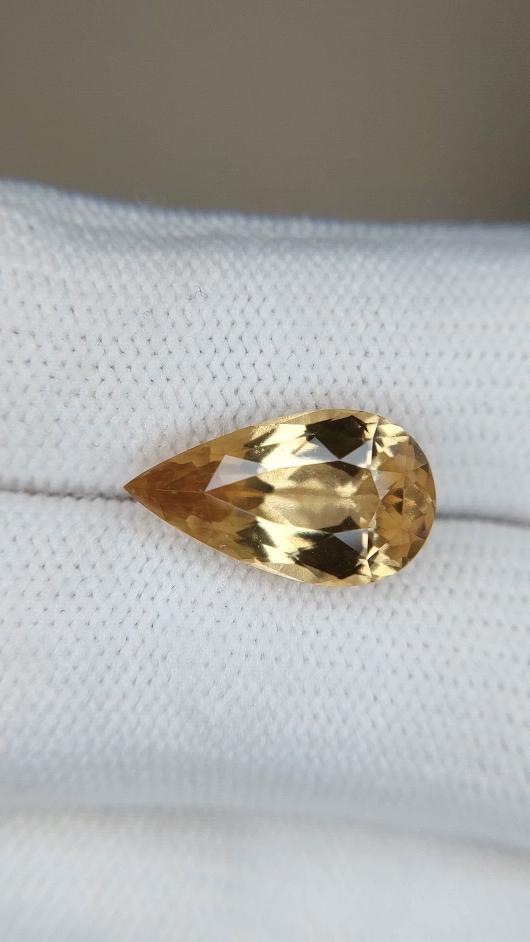 6.58 Ct. Golden Brown Hessonite Garnet from Madagascar Size Video