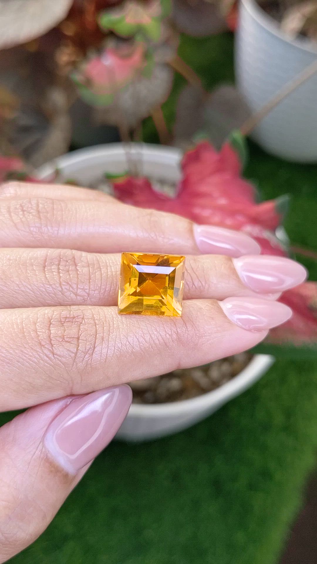 9.49 Ct. Yellowish Orange Citrine from Ceylon (Sri Lanka) Size Video