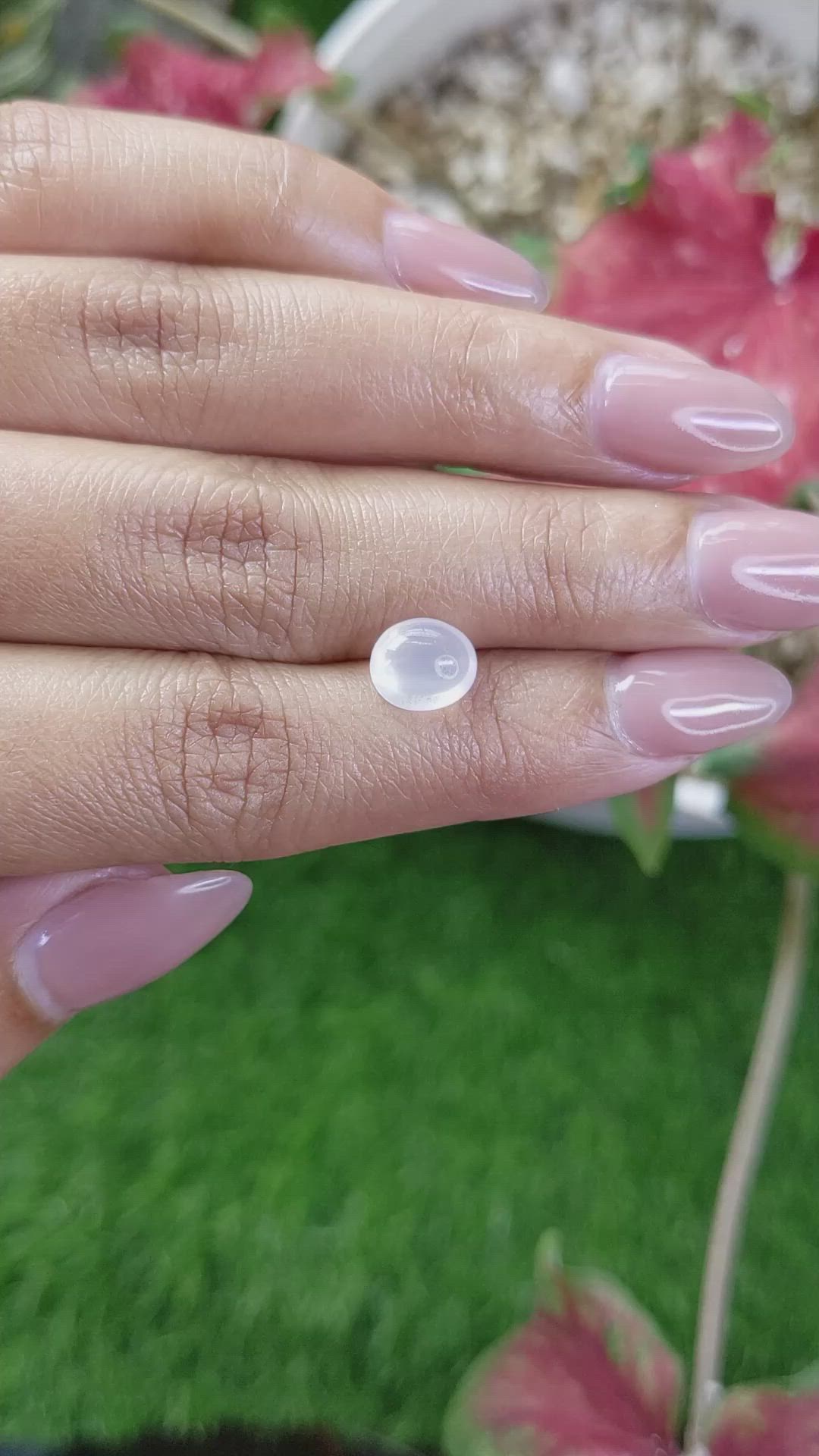 2.11 Ct. White Cabochon Moonstone from Ceylon (Sri Lanka) Size Video