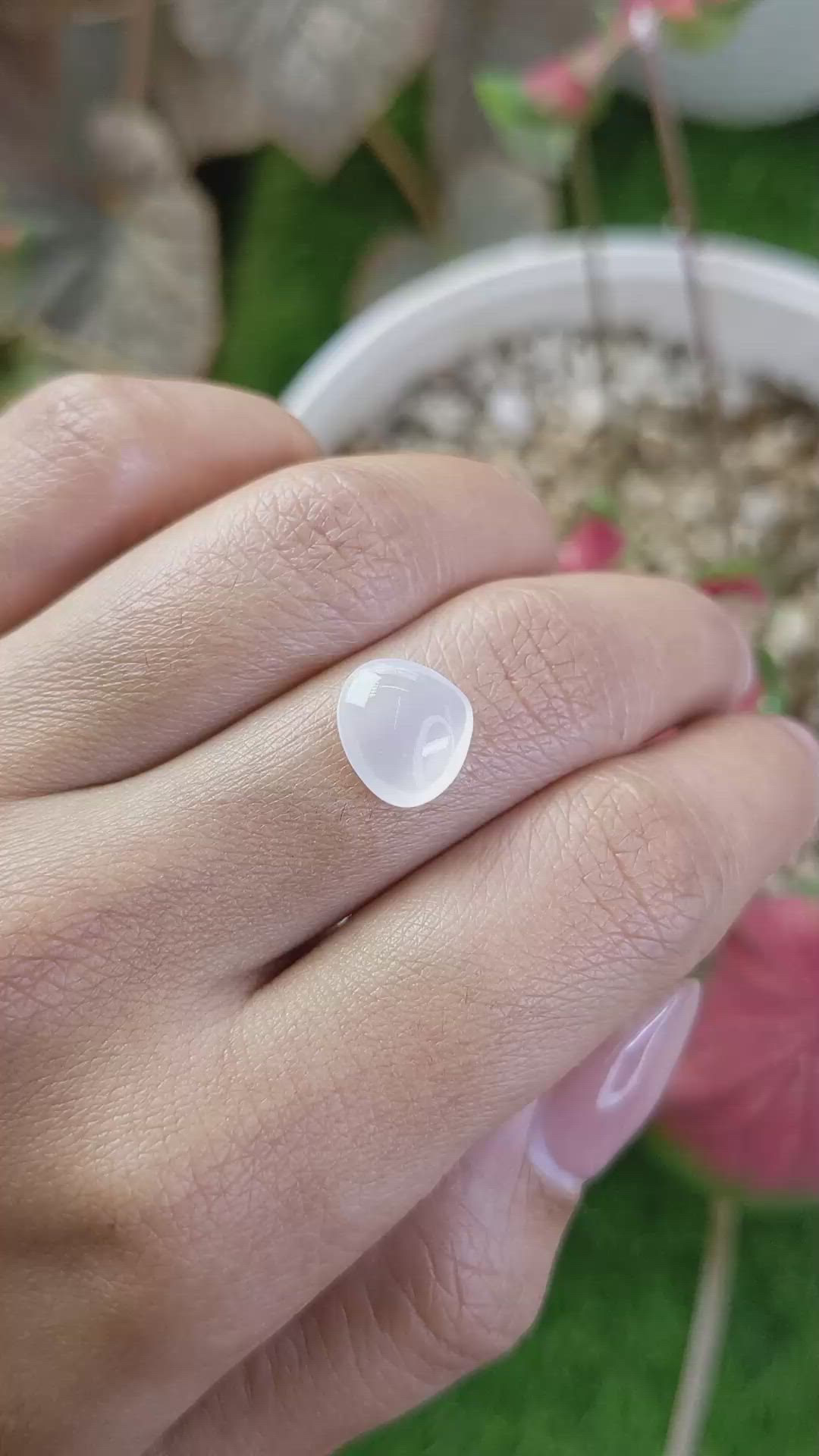 2.96 Ct. White Cabochon Moonstone from Ceylon (Sri Lanka) Size Video