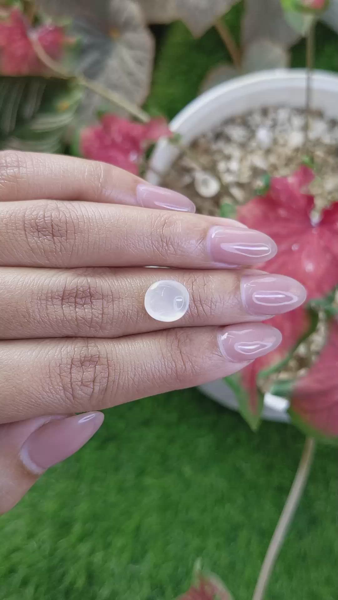 2.98 Ct. White Cabochon Moonstone from Ceylon (Sri Lanka) Size Video