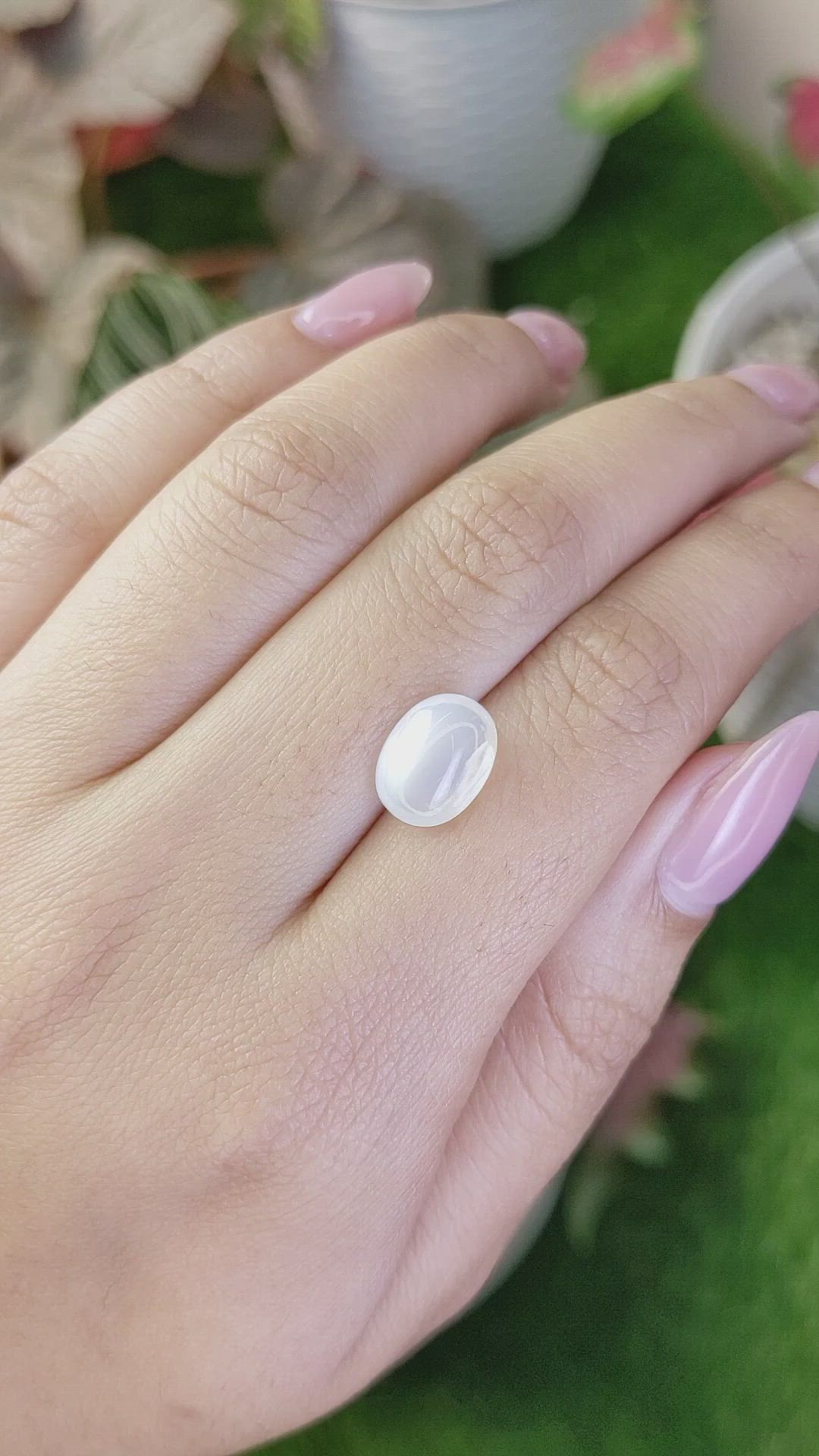 3.26 Ct. White Cabochon Moonstone from Ceylon (Sri Lanka) Size Video