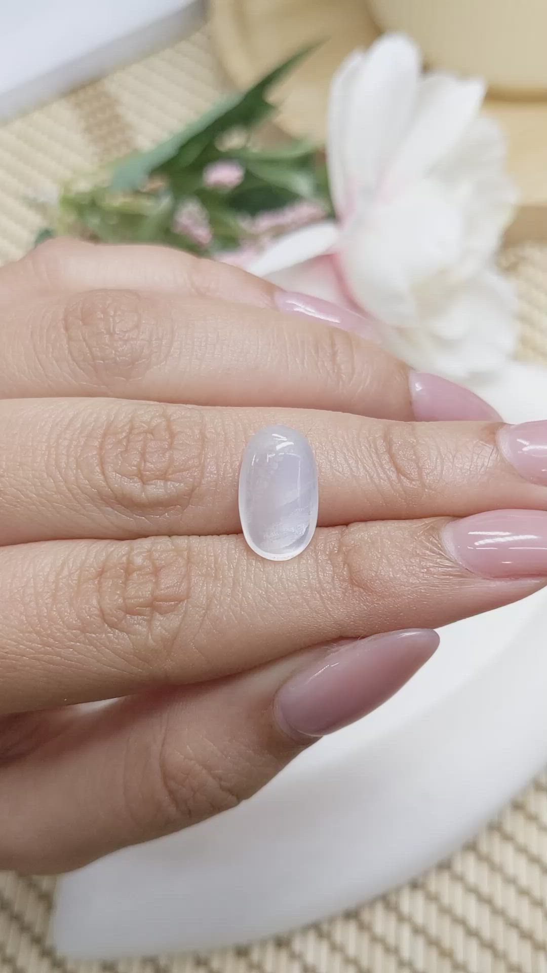 3.80 Ct. White Cabochon Moonstone from Ceylon (Sri Lanka) Size Video