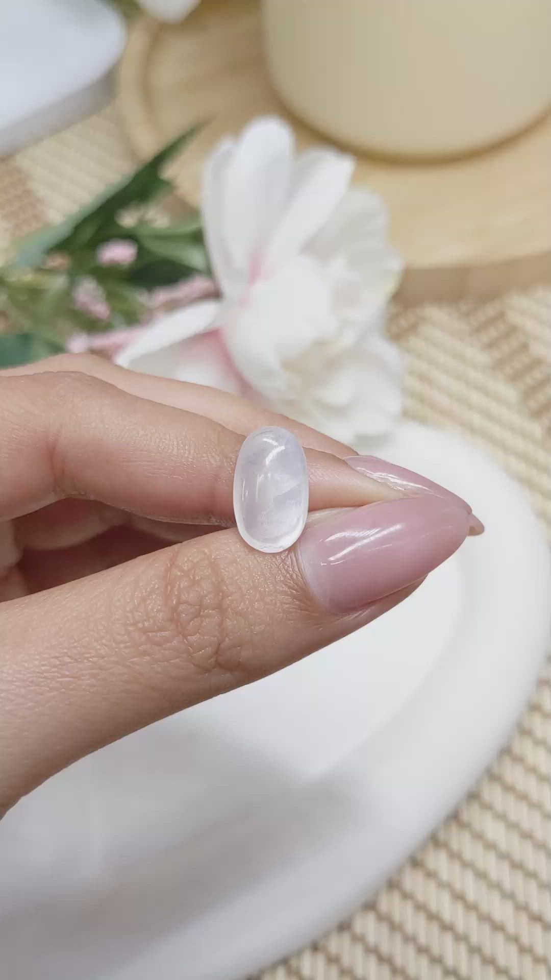 3.80 Ct. White Cabochon Moonstone from Ceylon (Sri Lanka) Size Video