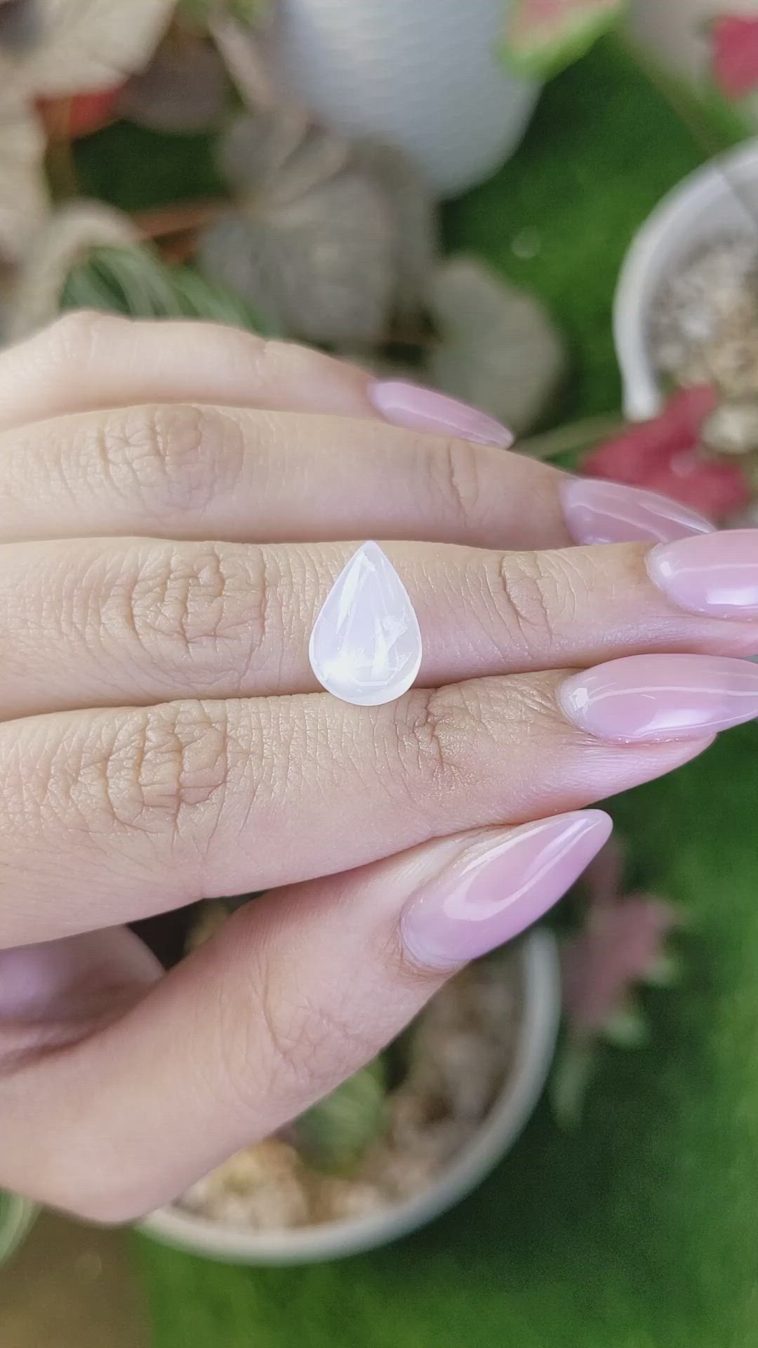 3.86 Ct. White Cabochon Moonstone from Ceylon (Sri Lanka) Size Video